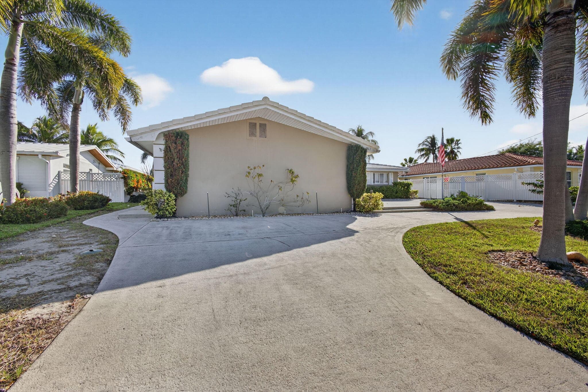 752 Lagoon Drive, North Palm Beach, FL 33408 — photo 22 of 73