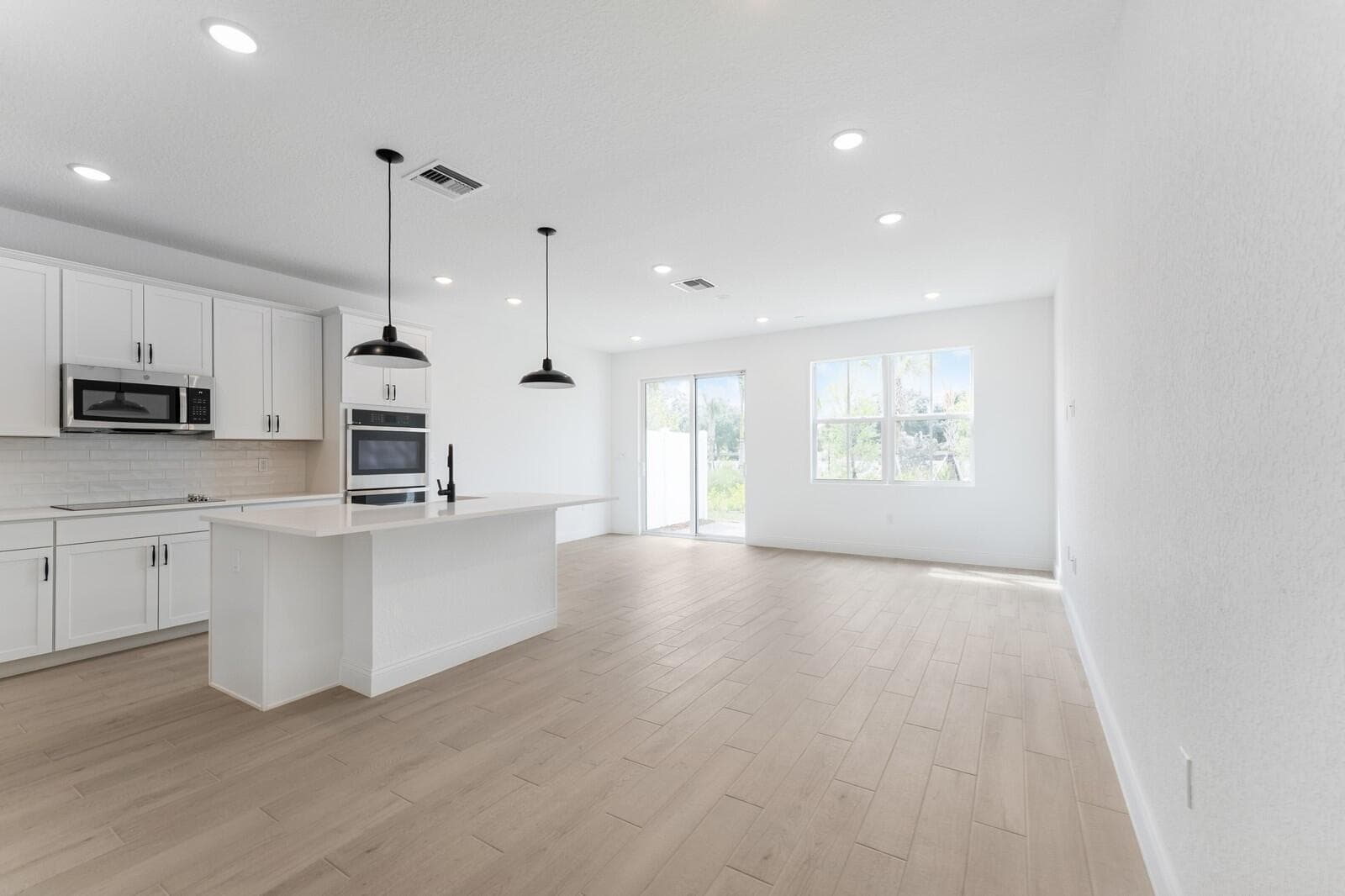 188 SE Birch Terrace 313, Stuart, FL 34997 — photo 5 of 30
