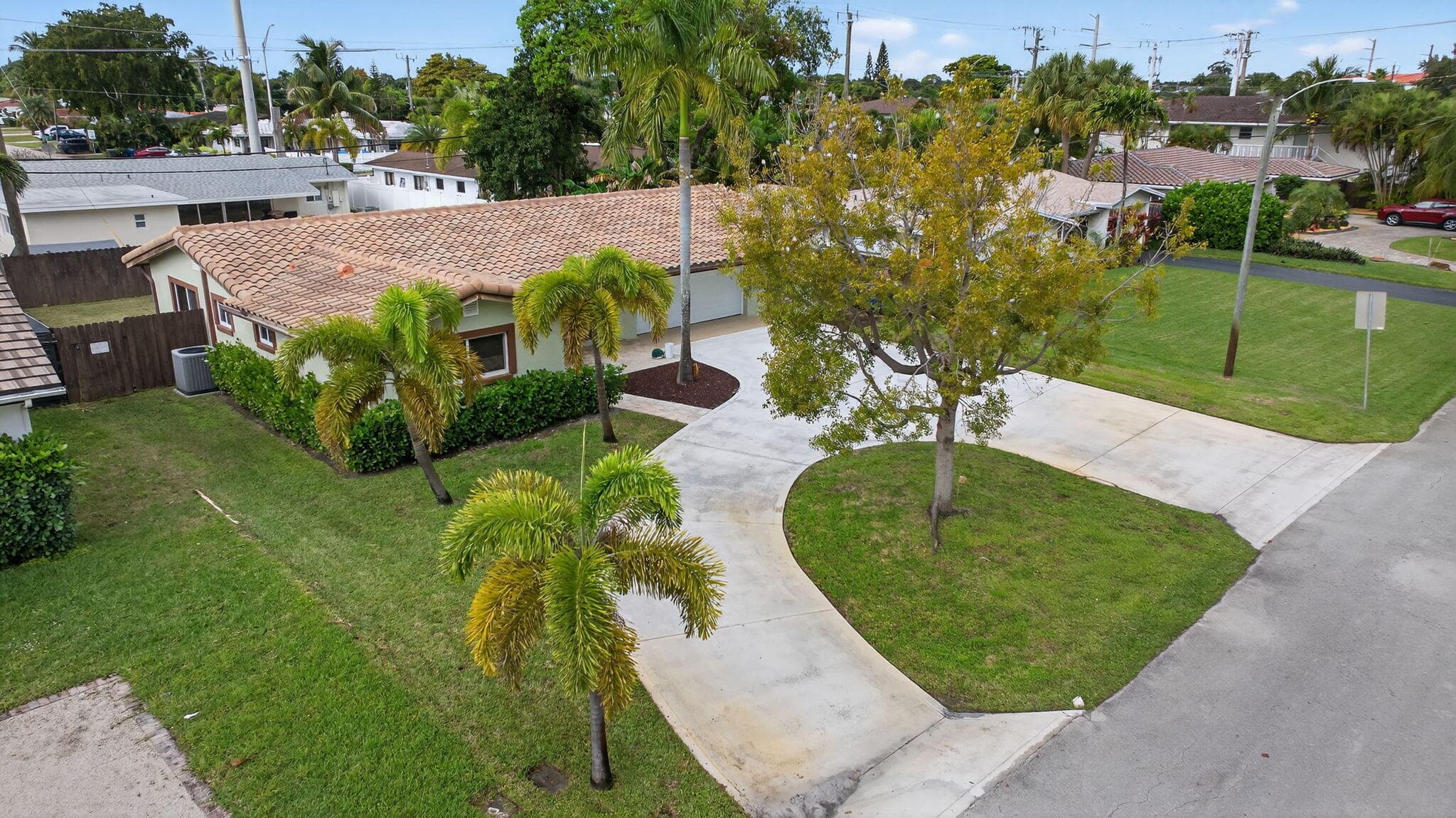 5511 NE 18th Terrace, Fort Lauderdale, FL 33308 — photo 2 of 51