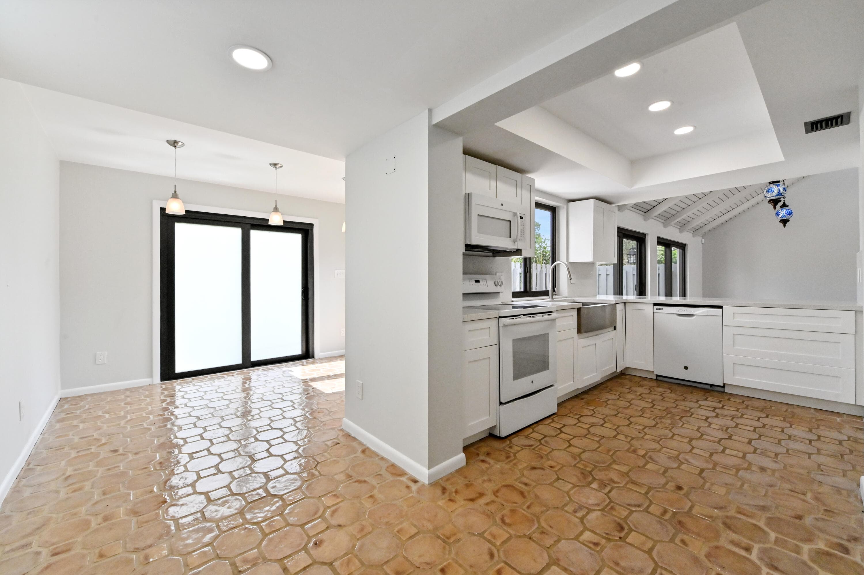 271 NW 15th Street, Boca Raton, FL 33432 — photo 16 of 35