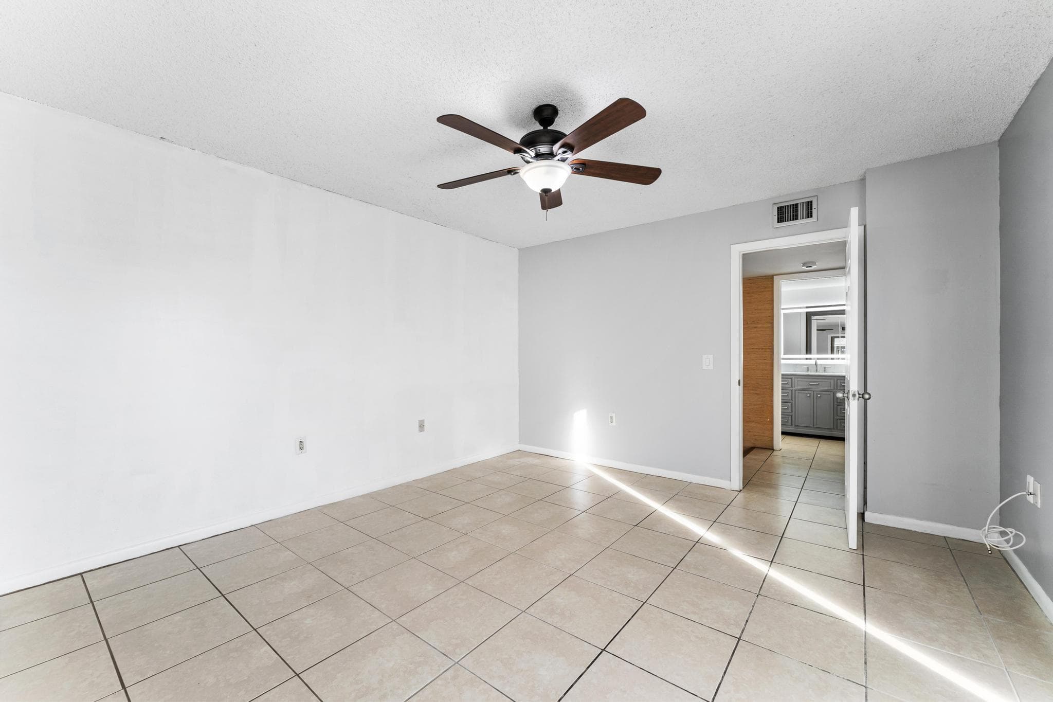 2410 24th Way, West Palm Beach, FL 33407 — photo 22 of 46