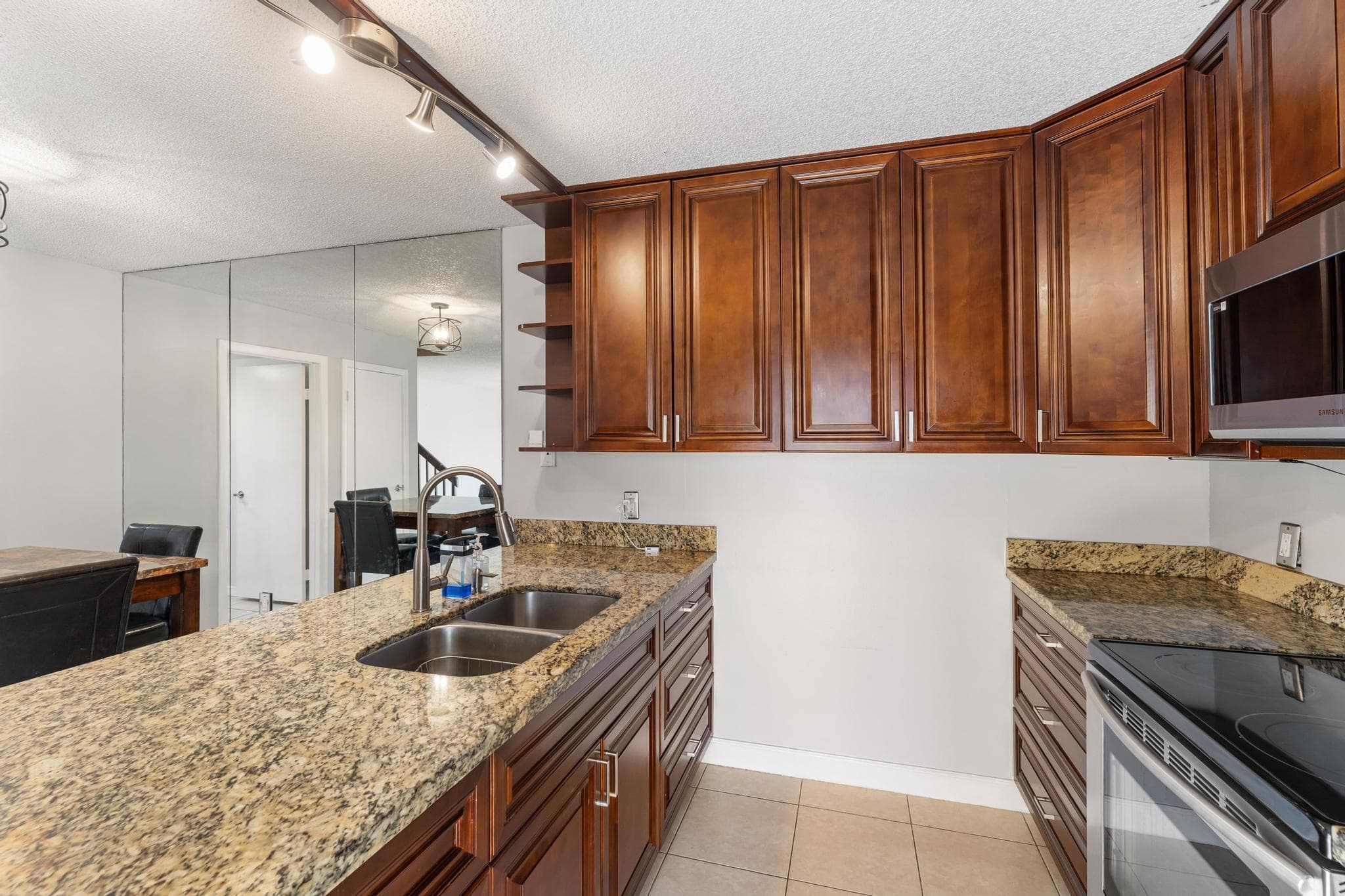 2410 24th Way, West Palm Beach, FL 33407 — photo 14 of 46