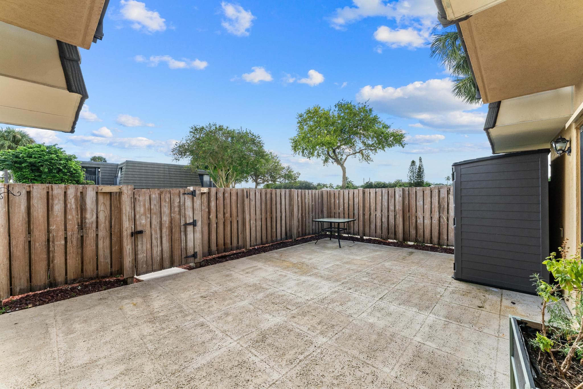 2410 24th Way, West Palm Beach, FL 33407 — photo 32 of 46