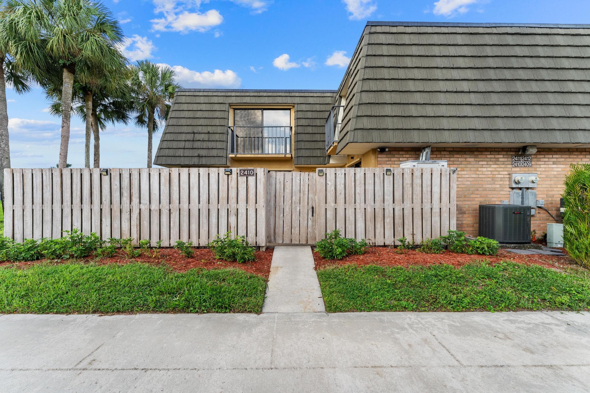 2410 24th Way, West Palm Beach, FL 33407 — photo 33 of 46