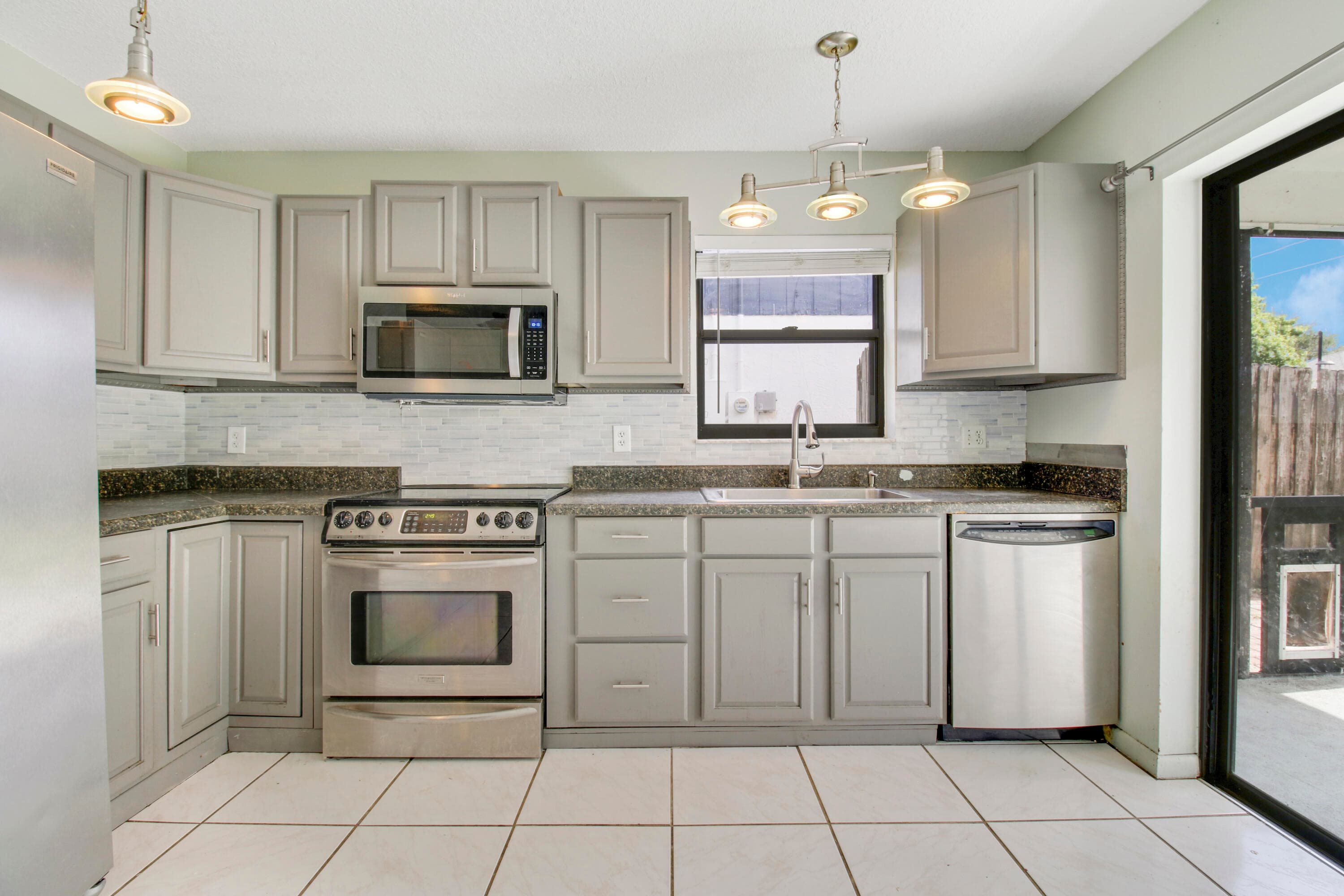 5929 SE Collins Avenue, Stuart, FL 34997 — photo 14 of 37