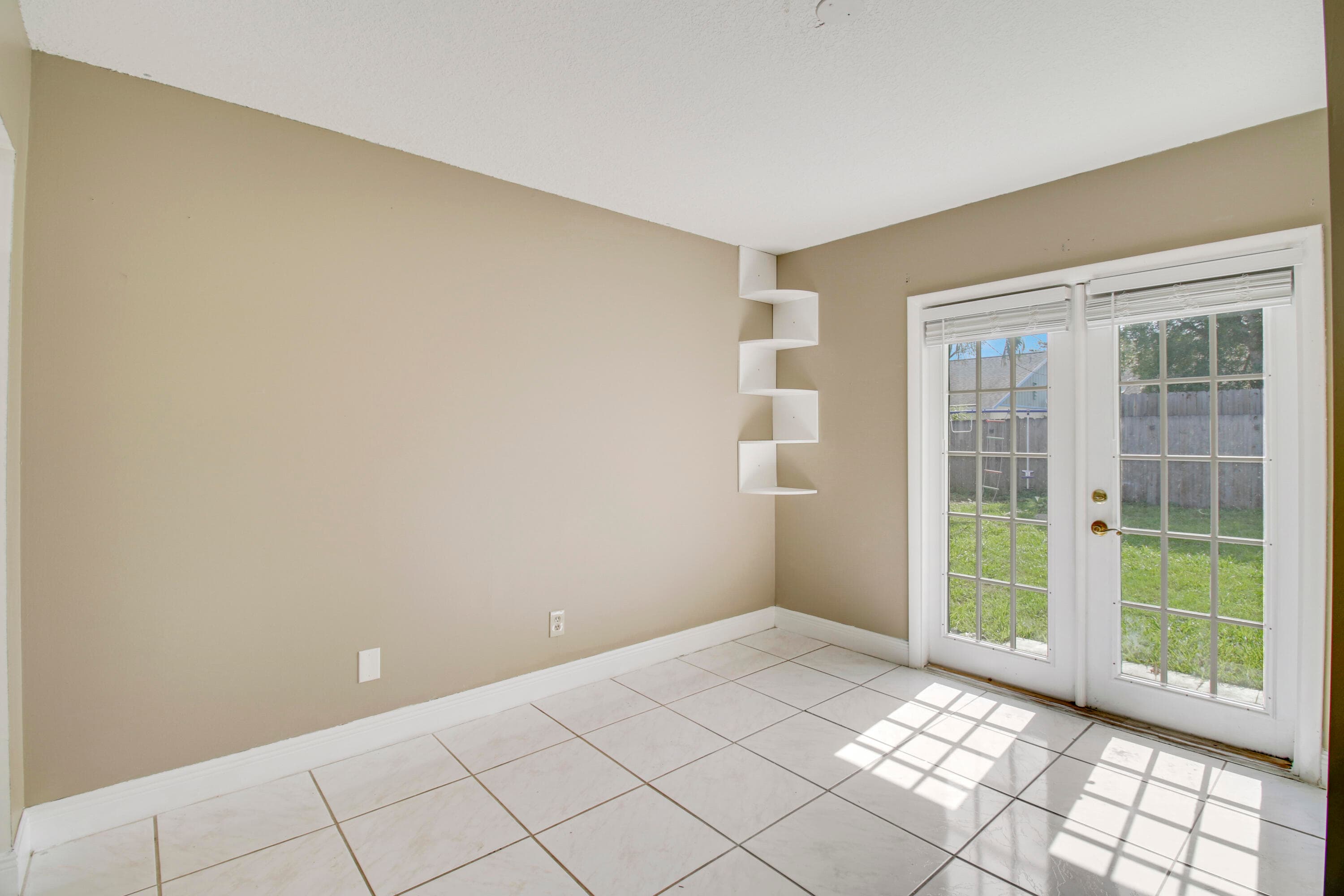 5929 SE Collins Avenue, Stuart, FL 34997 — photo 17 of 37