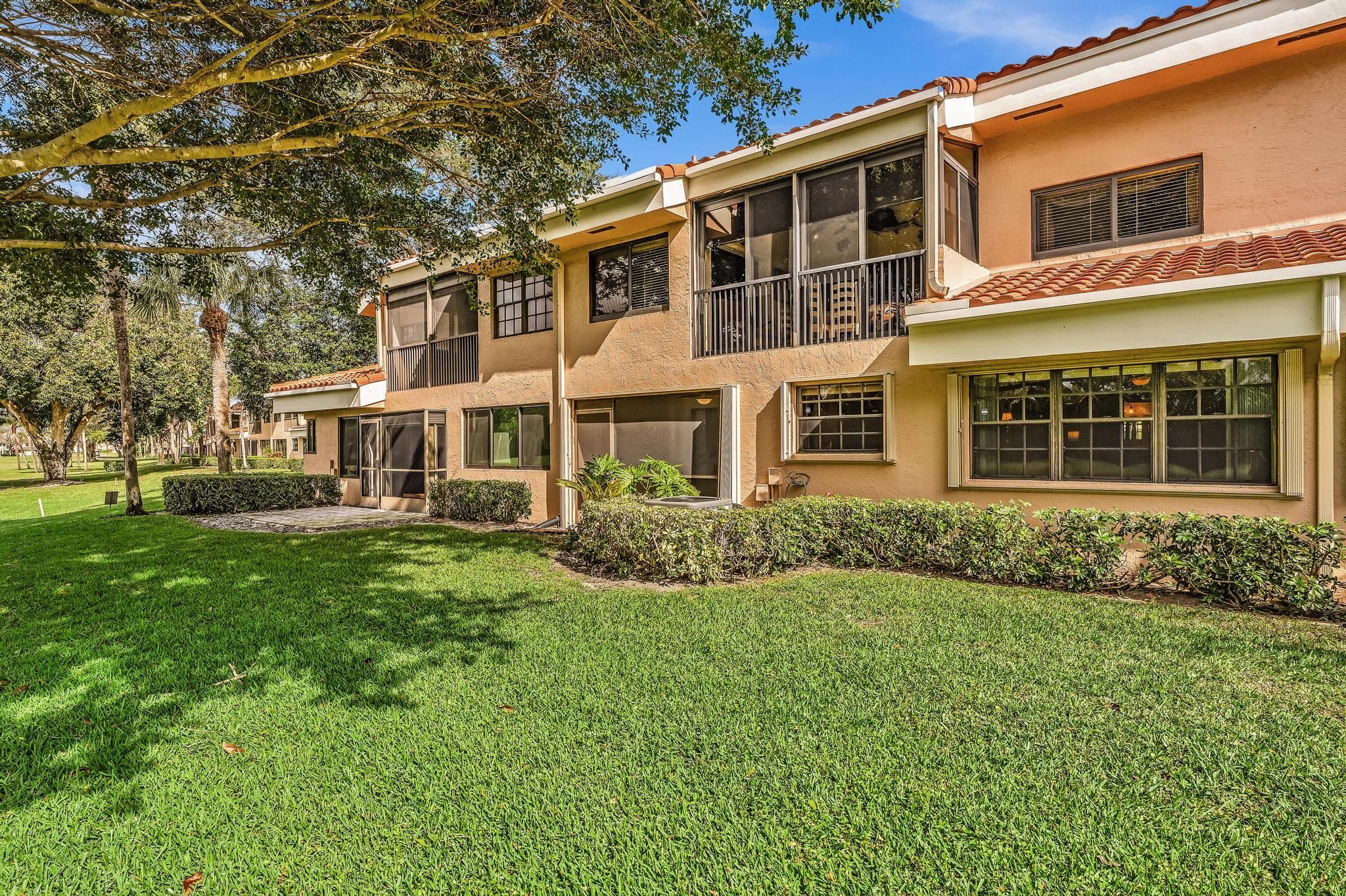 17372 Boca Club Boulevard 405, Boca Raton, FL 33487 — photo 54 of 74
