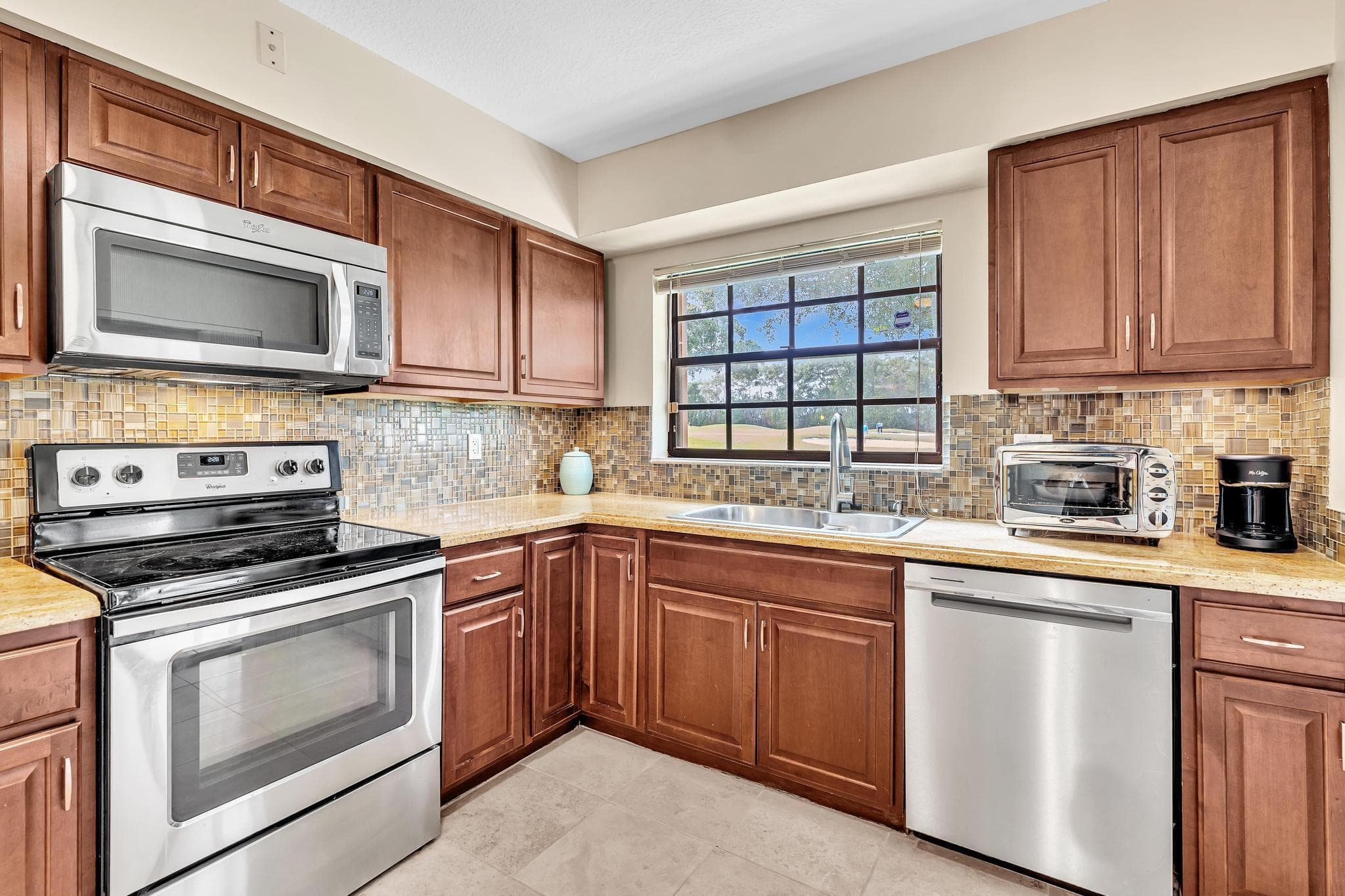 17372 Boca Club Boulevard 405, Boca Raton, FL 33487 — photo 28 of 74
