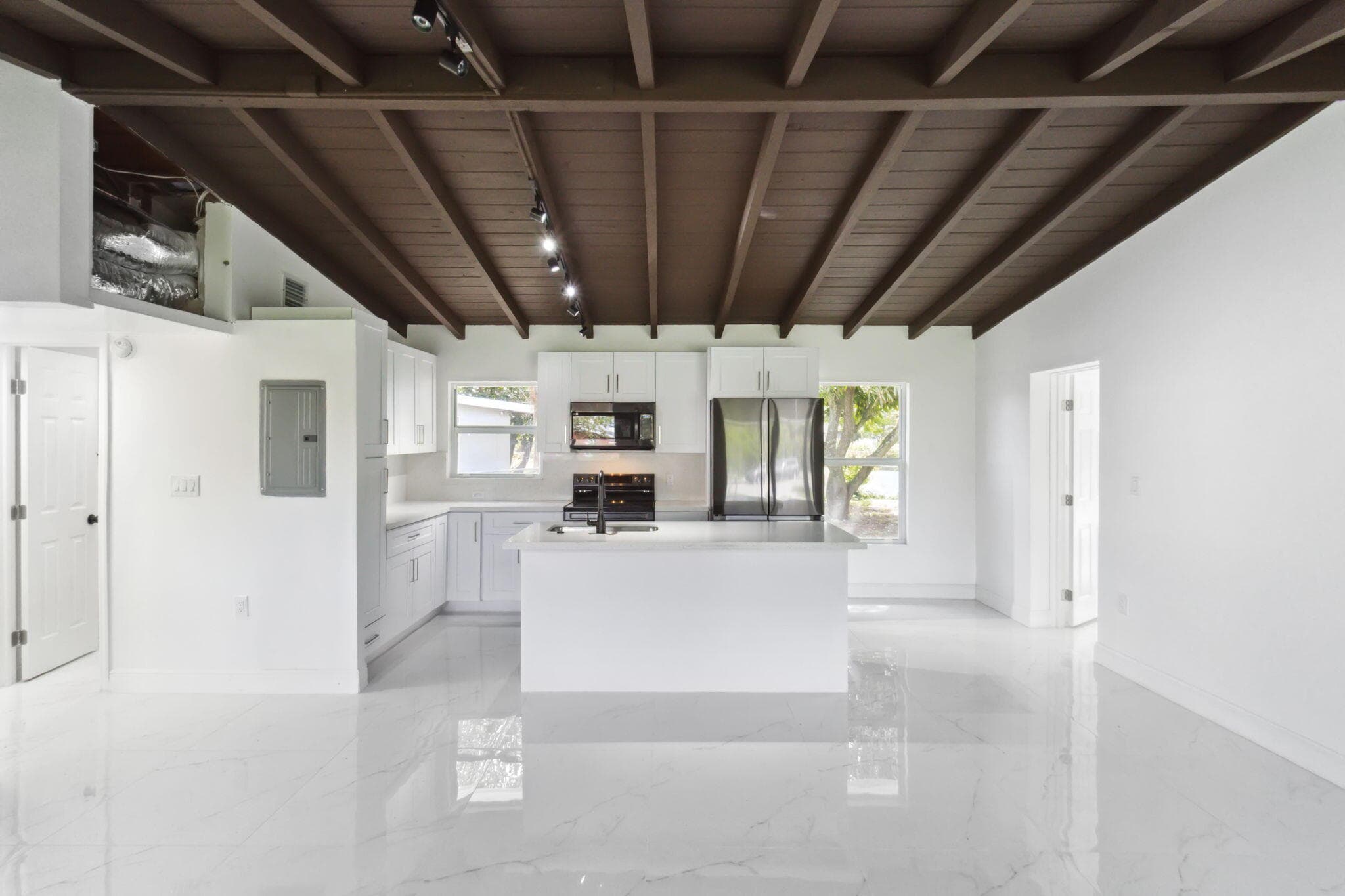 1530 NW 18th Court, Fort Lauderdale, FL 33311 — photo 6 of 26