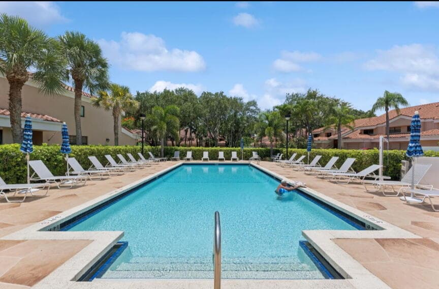 17372 Boca Club Boulevard 405, Boca Raton, FL 33487 — photo 64 of 74
