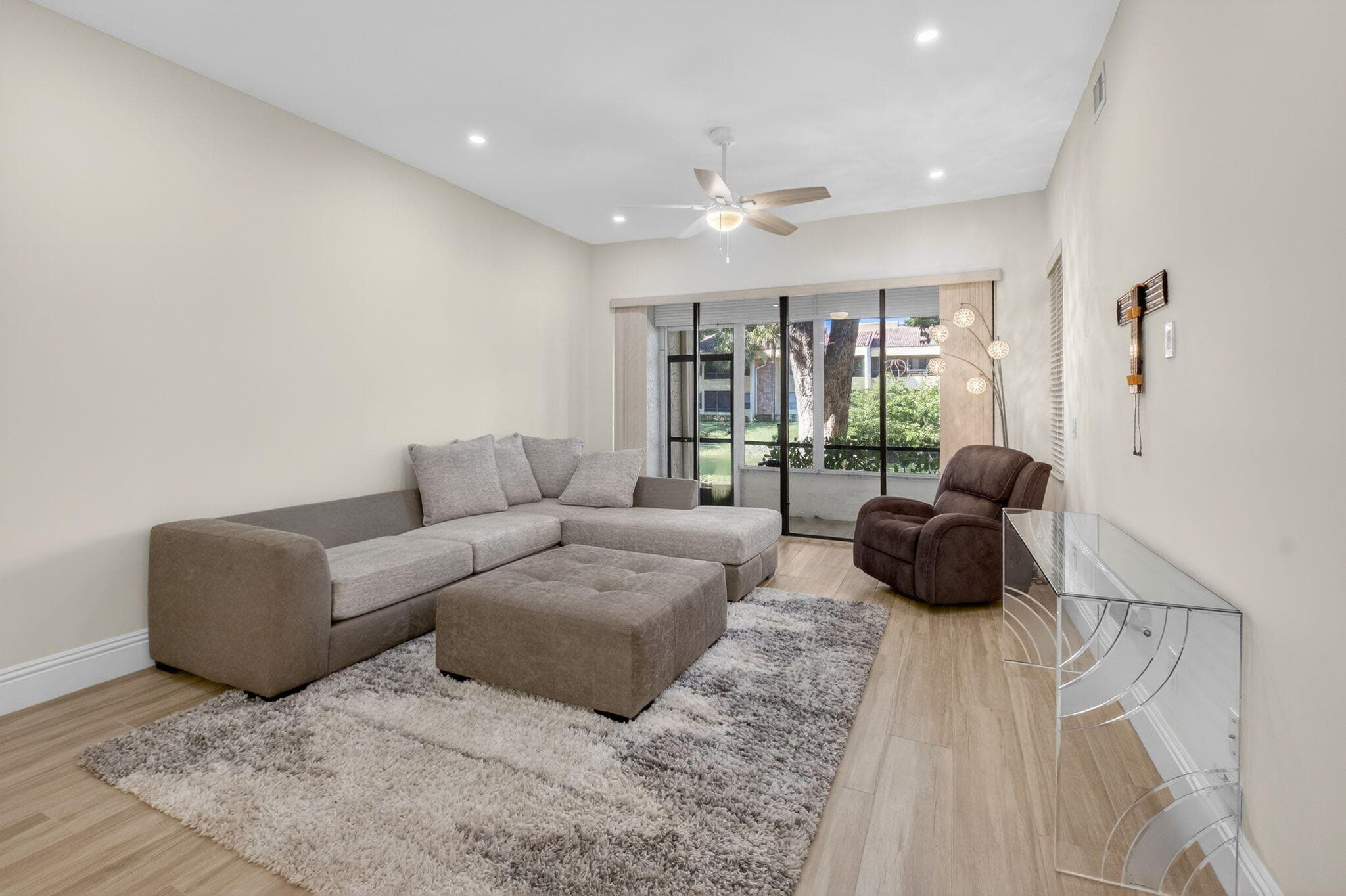 7484 La Paz Boulevard 103, Boca Raton, FL 33433 — photo 3 of 50