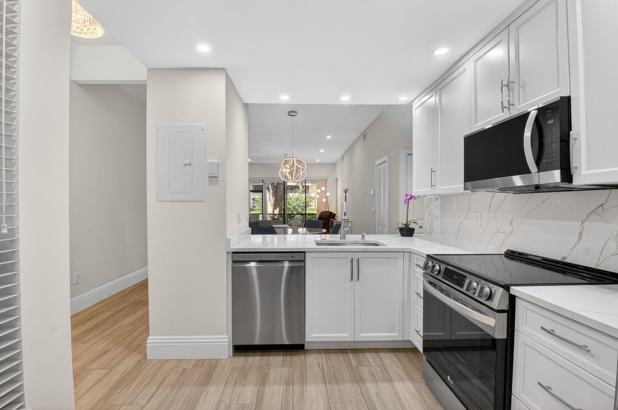 7484 La Paz Boulevard 103, Boca Raton, FL 33433 — photo 18 of 50