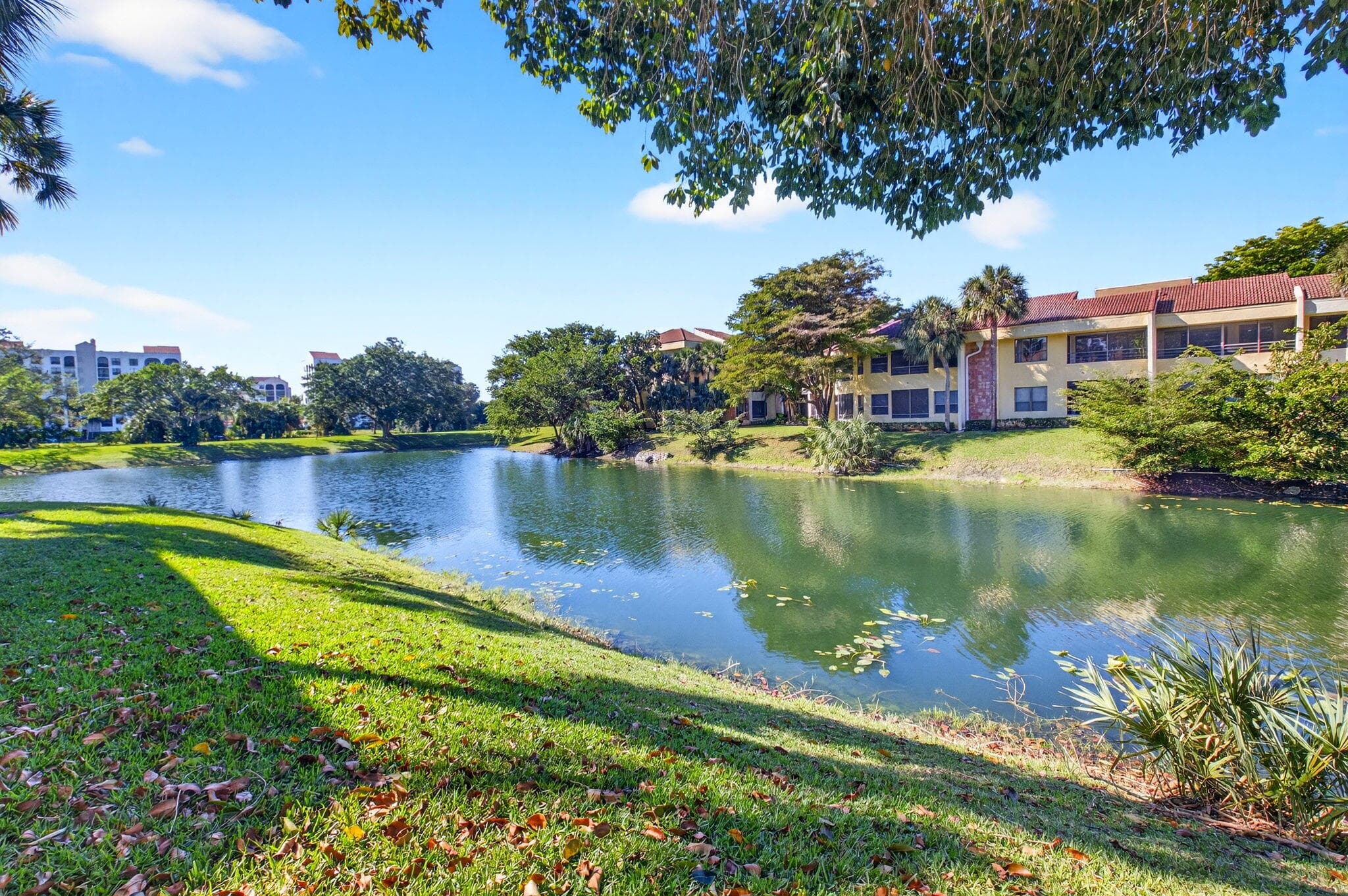7484 La Paz Boulevard 103, Boca Raton, FL 33433 — photo 5 of 50
