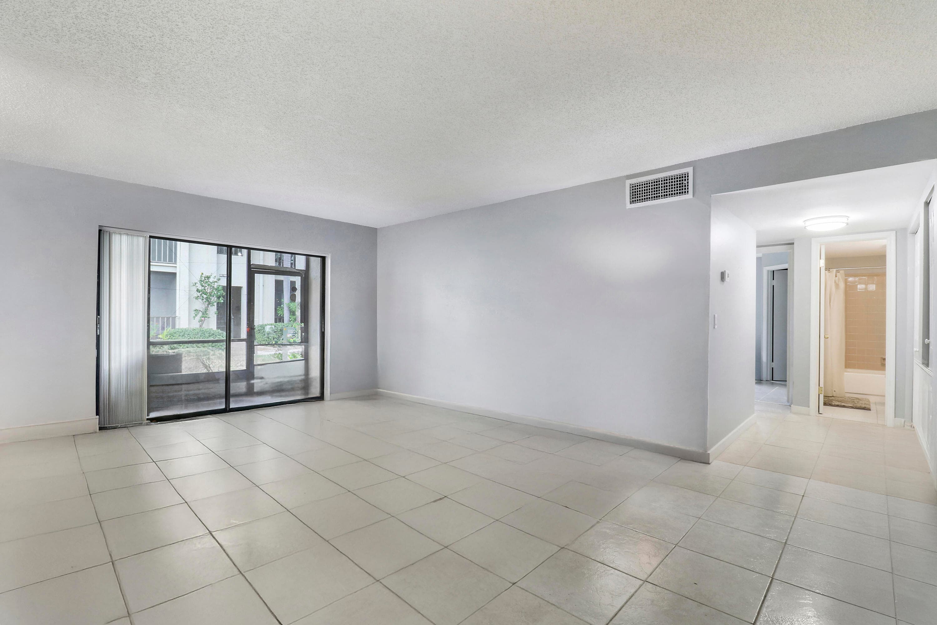 150 Pineview Road C4, Jupiter, FL 33469 — photo 5 of 17