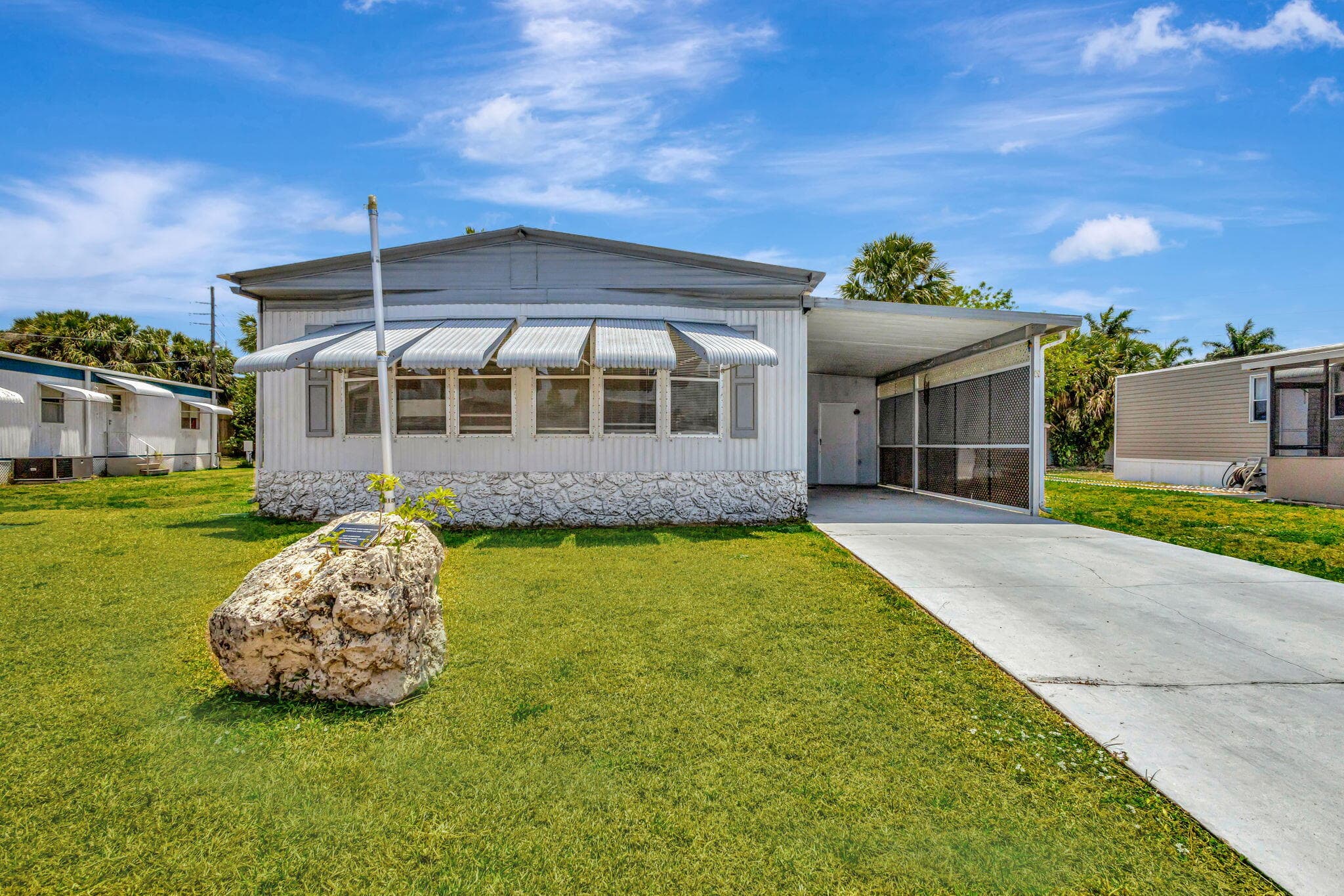 4072 74th Street N 395, Riviera Beach, FL 33404 — photo 1 of 22