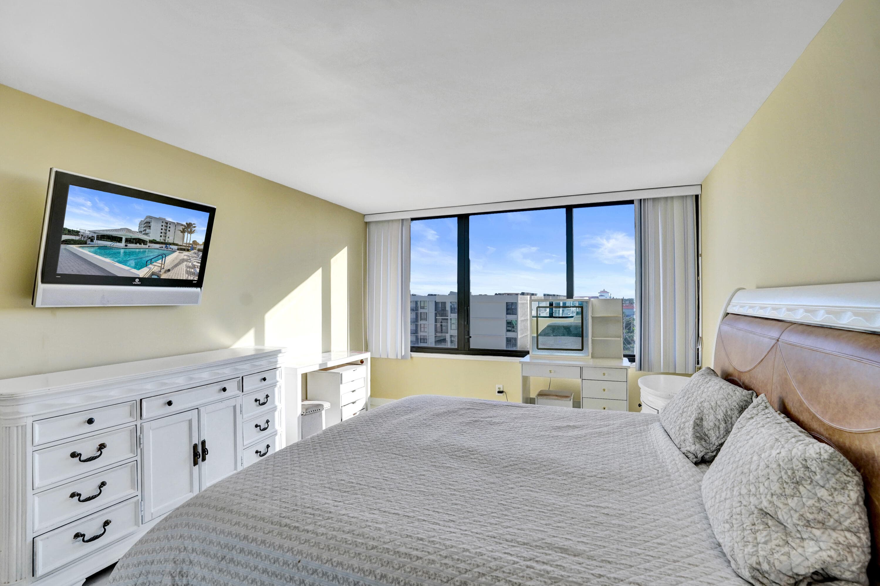 3590 S Ocean Boulevard 809, South Palm Beach, FL 33480 — photo 37 of 84