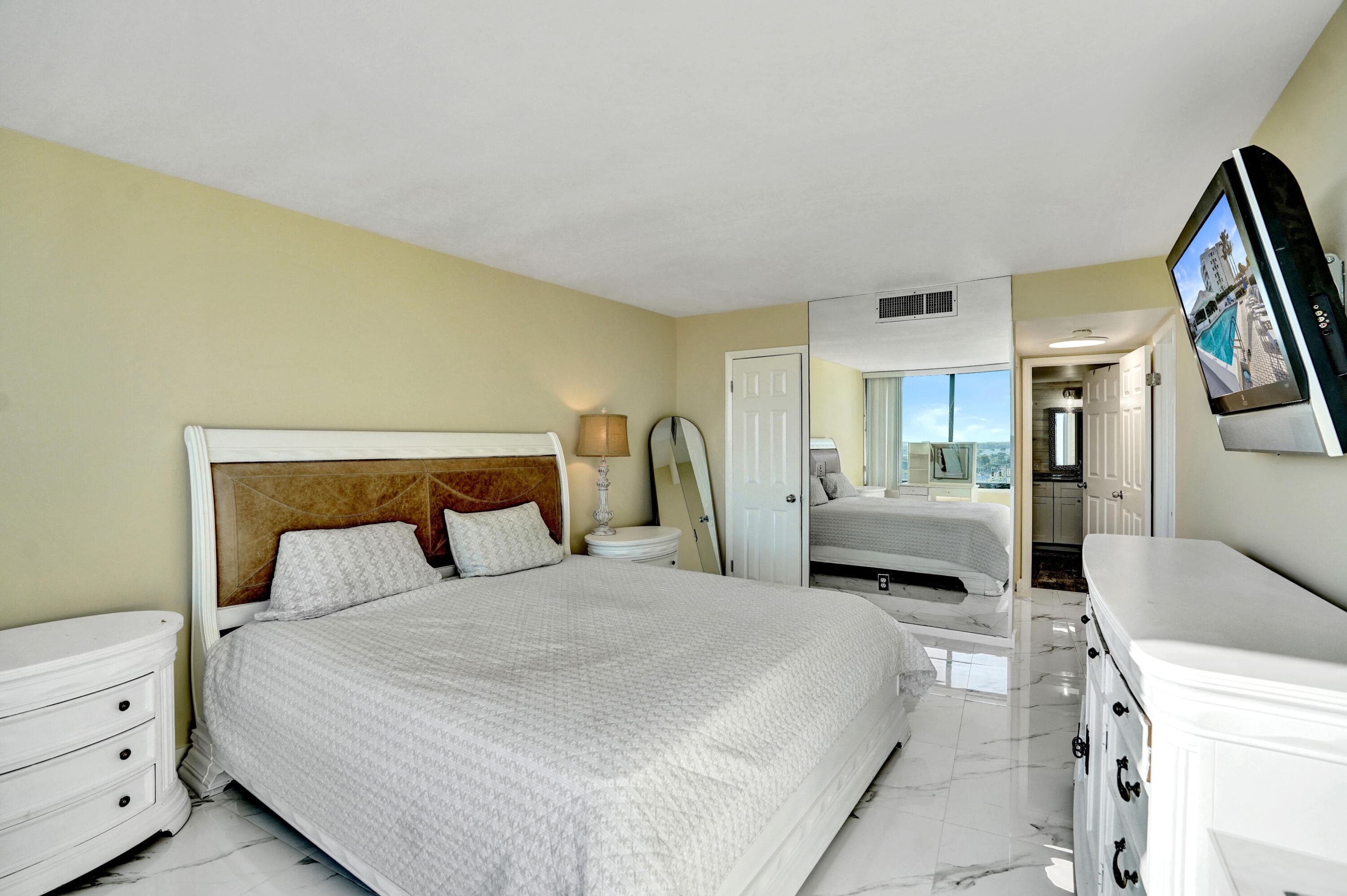 3590 S Ocean Boulevard 809, South Palm Beach, FL 33480 — photo 38 of 84
