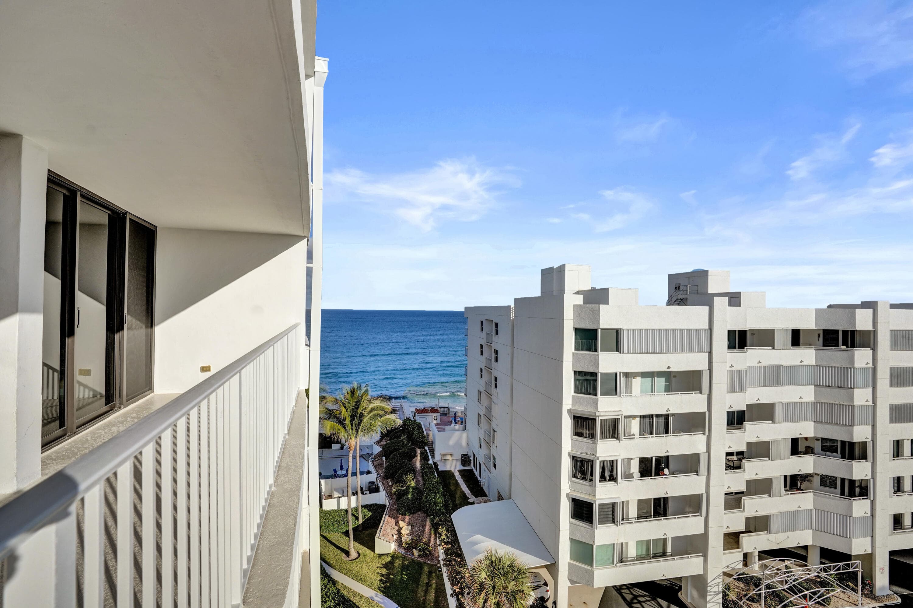 3590 S Ocean Boulevard 809, South Palm Beach, FL 33480 — photo 4 of 84