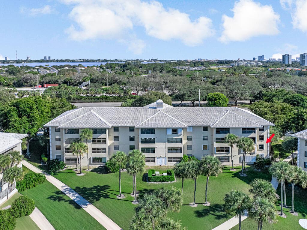 3507 Village Boulevard 201, West Palm Beach, FL 33409 — photo 39 of 49