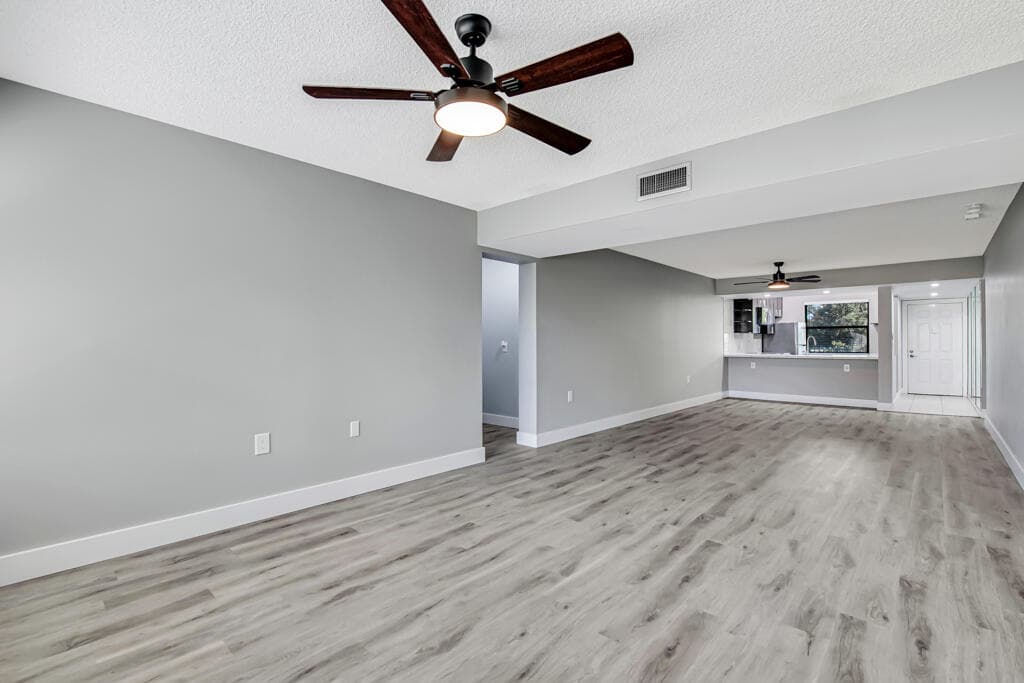 3507 Village Boulevard 201, West Palm Beach, FL 33409 — photo 8 of 49