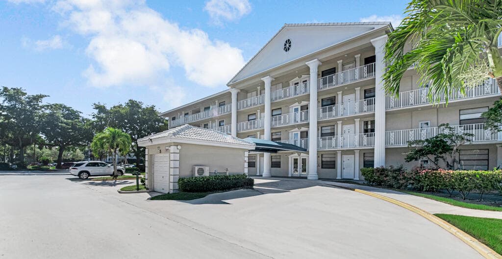 3507 Village Boulevard 201, West Palm Beach, FL 33409 — photo 31 of 49