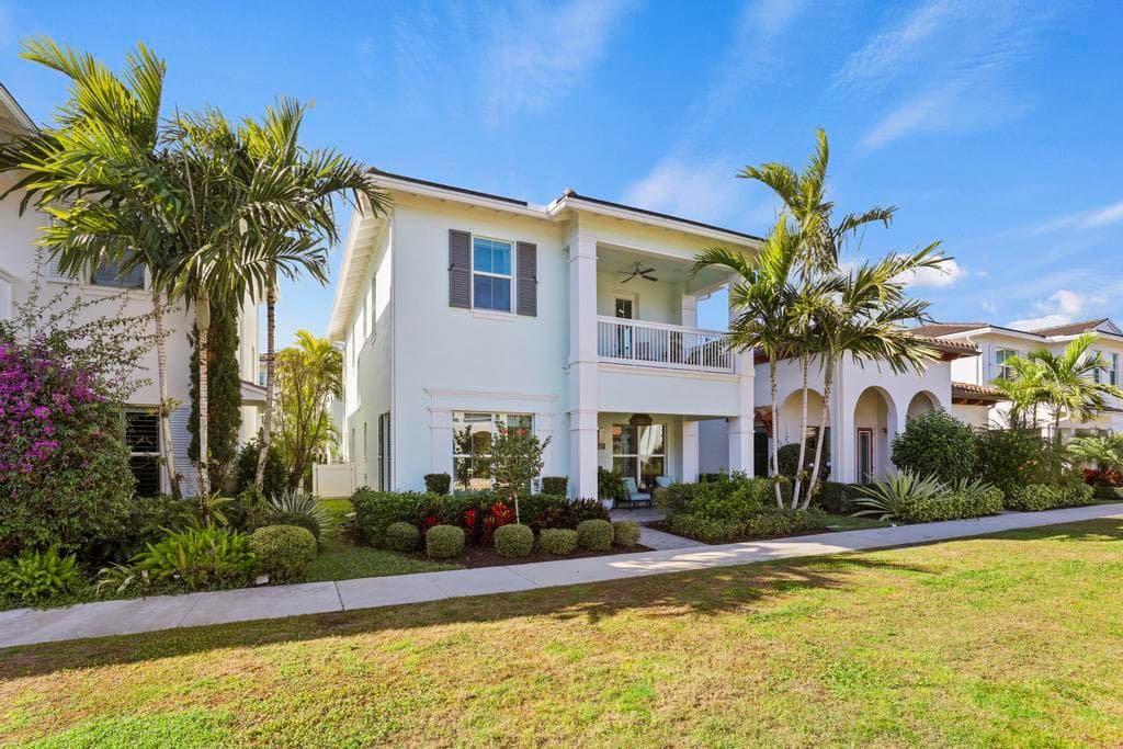 7037 Edison Place, Palm Beach Gardens, FL 33418 — photo 3 of 79