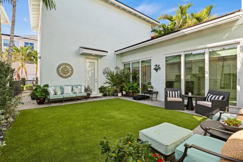 7037 Edison Place, Palm Beach Gardens, FL 33418 — photo 53 of 79