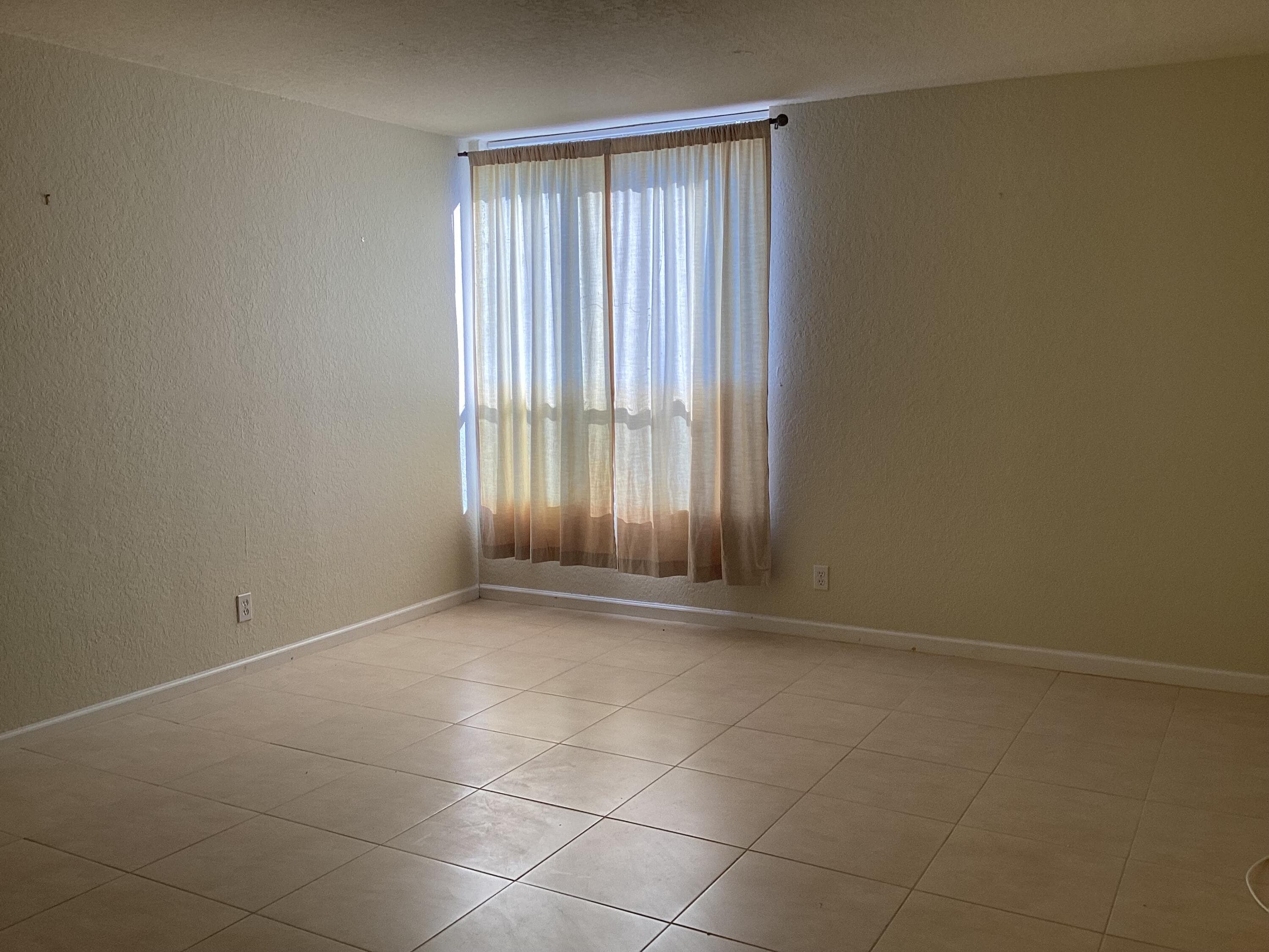 1000 Spanish River Road 3k, Boca Raton, FL 33432 — photo 11 of 32