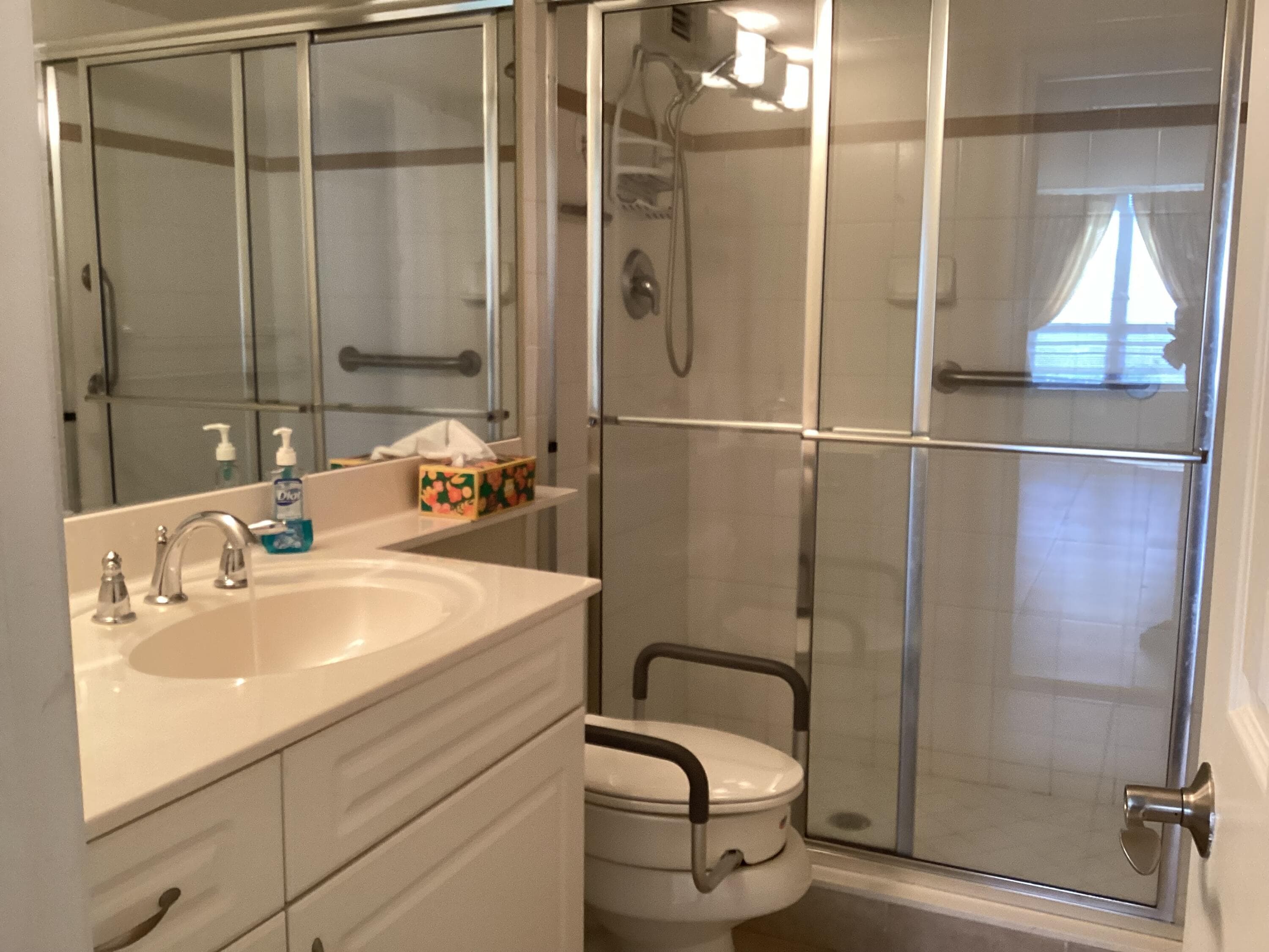 1000 Spanish River Road 3k, Boca Raton, FL 33432 — photo 17 of 32