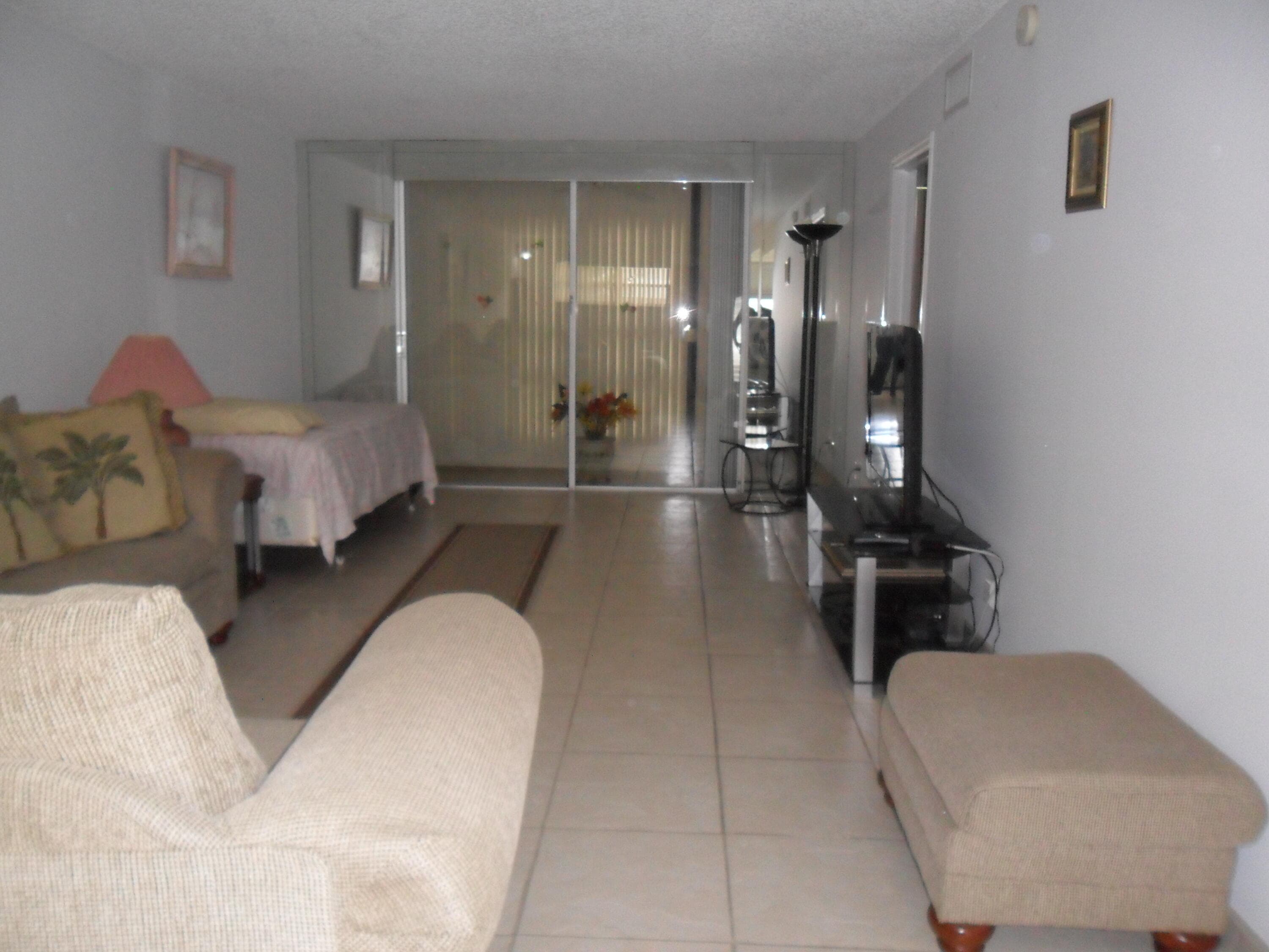 681 S Hollybrook Drive 105, Pembroke Pines, FL 33025 — photo 14 of 34