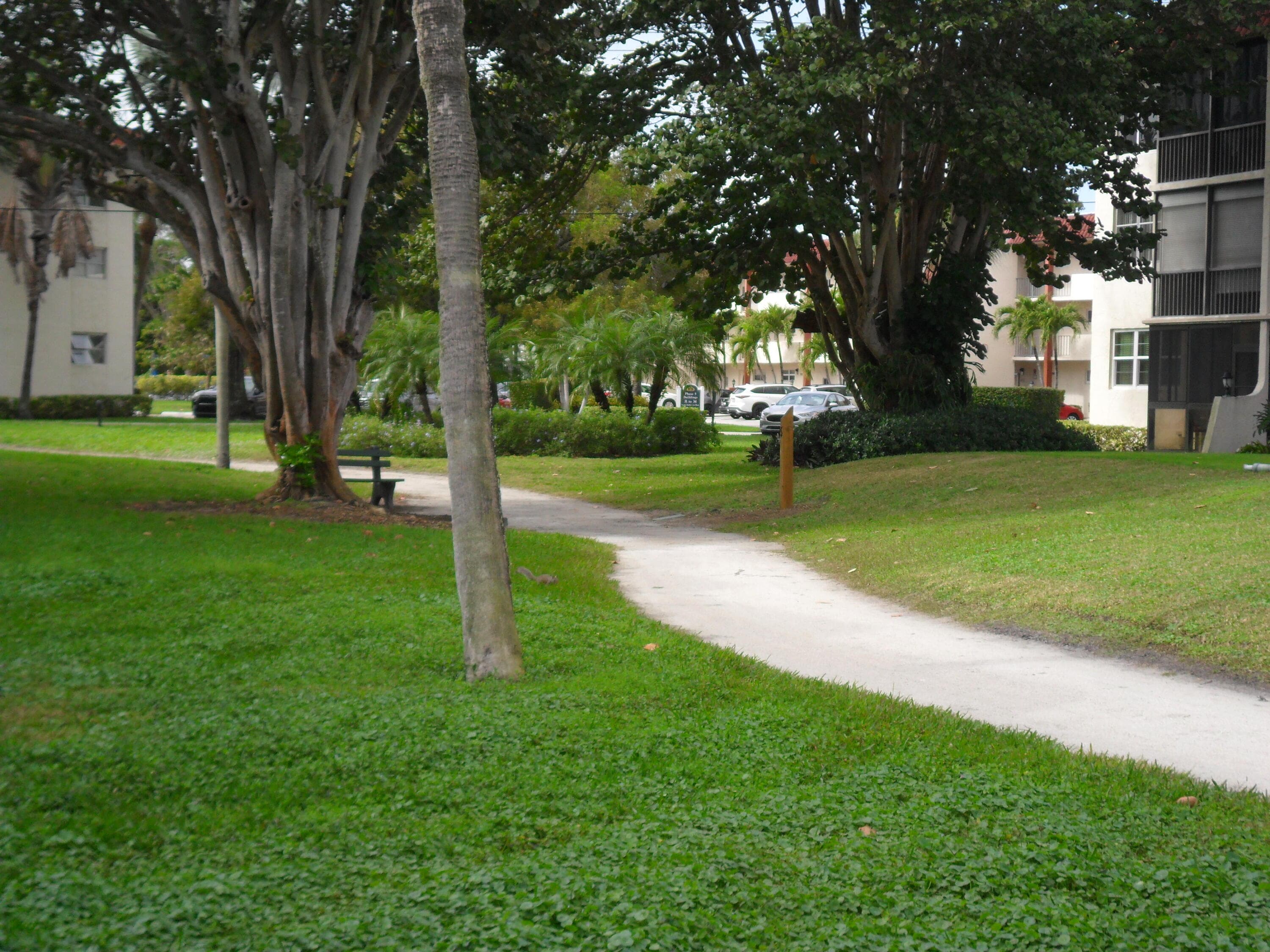 681 S Hollybrook Drive 105, Pembroke Pines, FL 33025 — photo 31 of 34