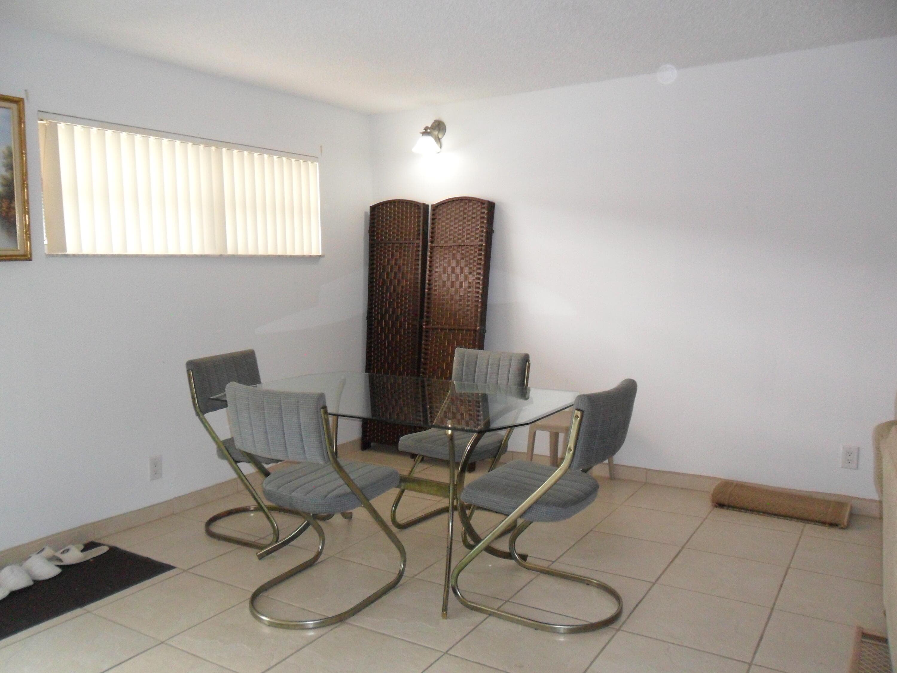 681 S Hollybrook Drive 105, Pembroke Pines, FL 33025 — photo 16 of 34