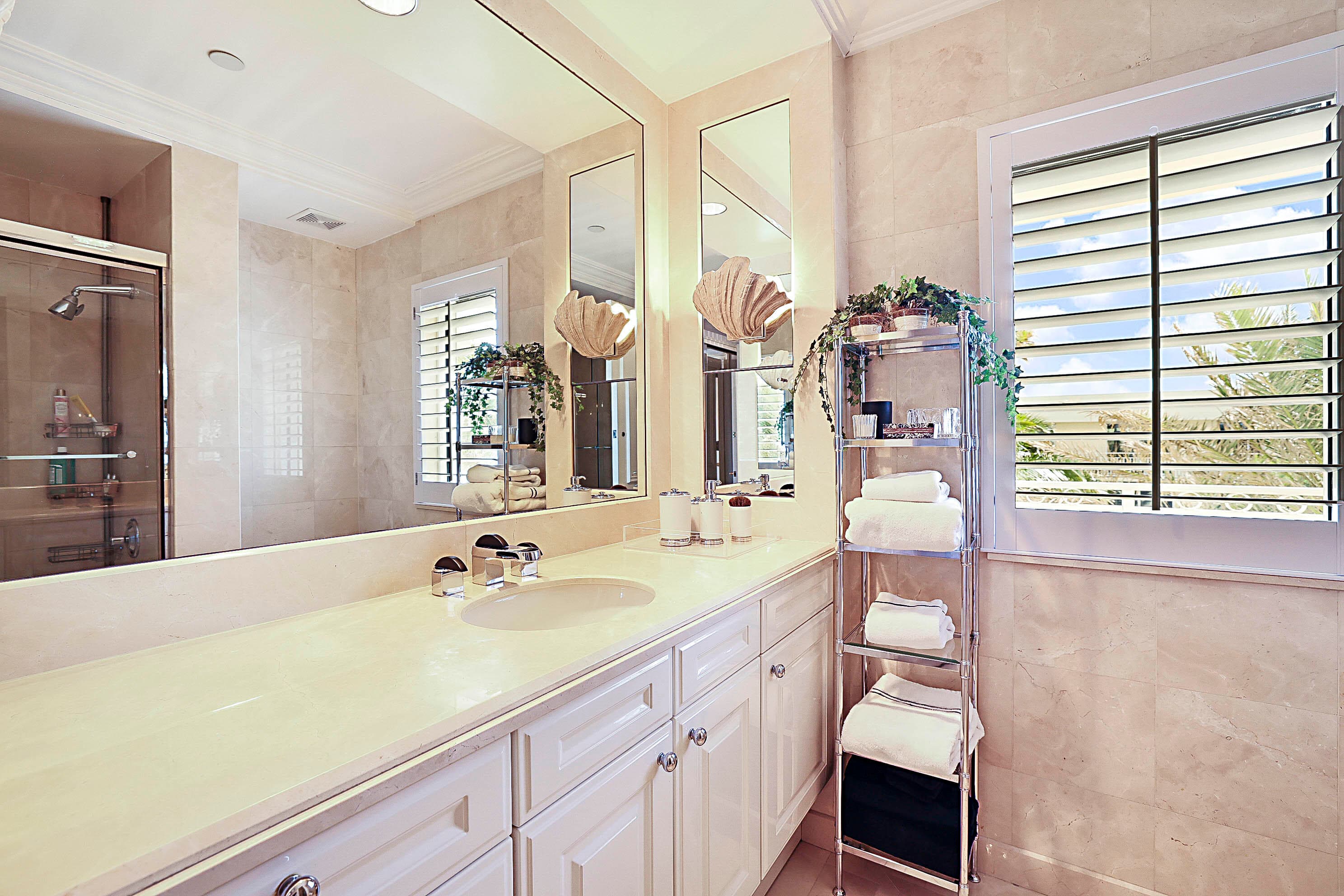 19950 S Beach Rd Road 4, Tequesta, FL 33469 — photo 14 of 56
