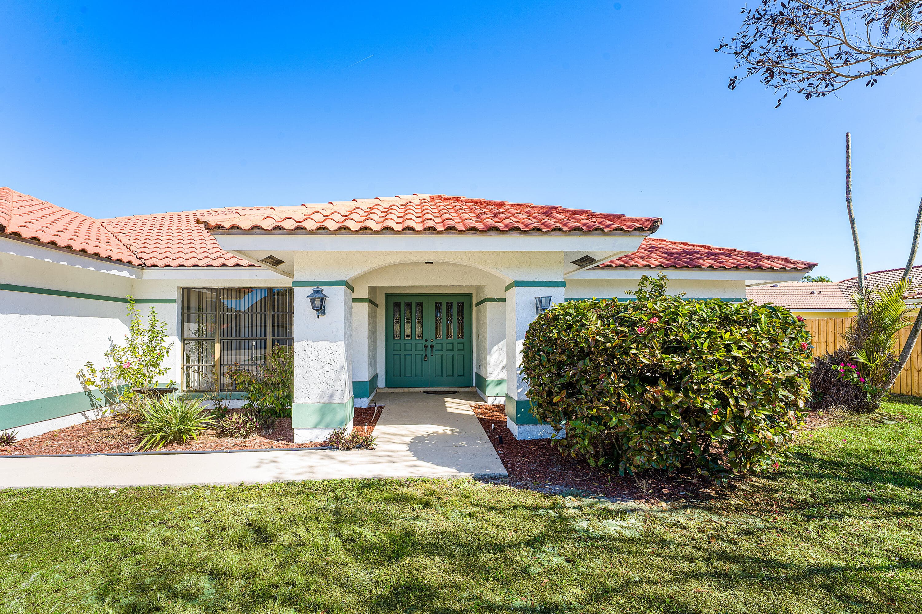 2057 Amesbury Circle, Wellington, FL 33414 — photo 4 of 33
