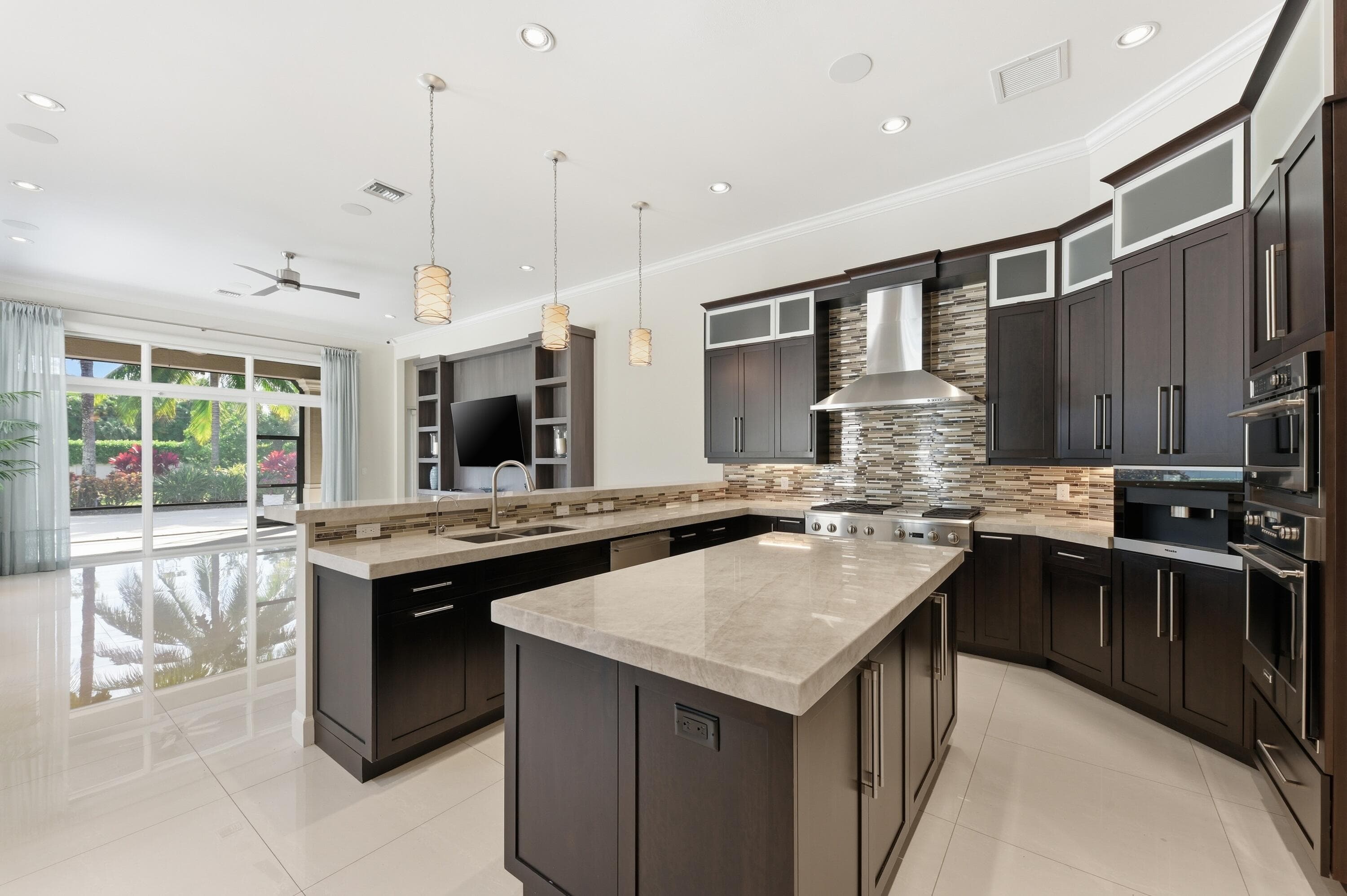 13550 Greentree Trail, Wellington, FL 33414 — photo 14 of 37