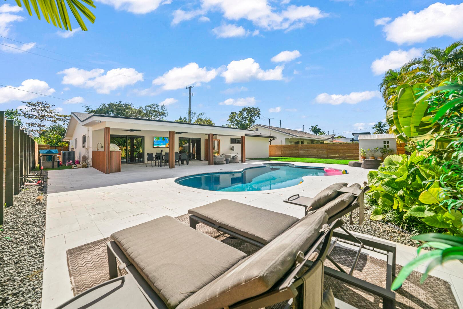 2451 NE 199th Street, Miami, FL 33180 — photo 38 of 48