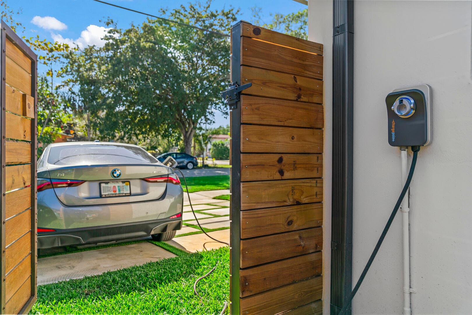 2451 NE 199th Street, Miami, FL 33180 — photo 45 of 48