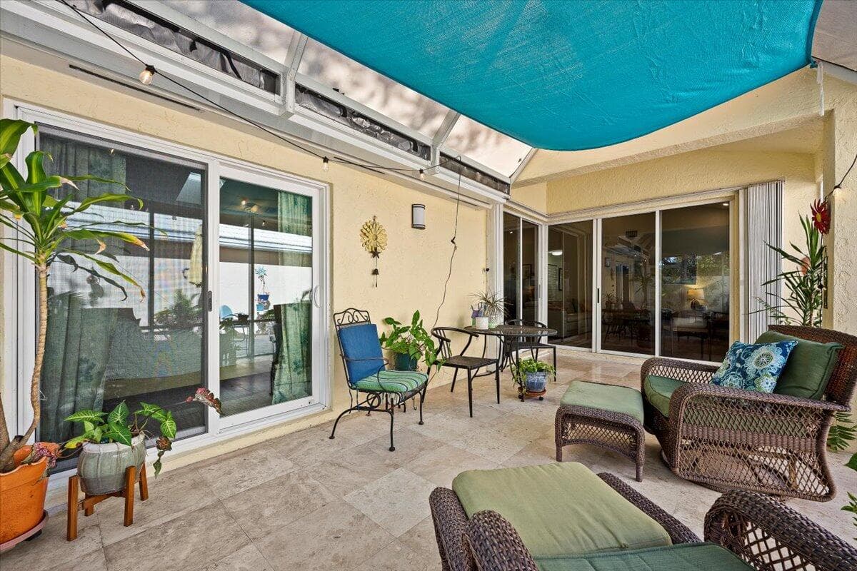 11 Dorchester Circle, Palm Beach Gardens, FL 33418 — photo 23 of 43
