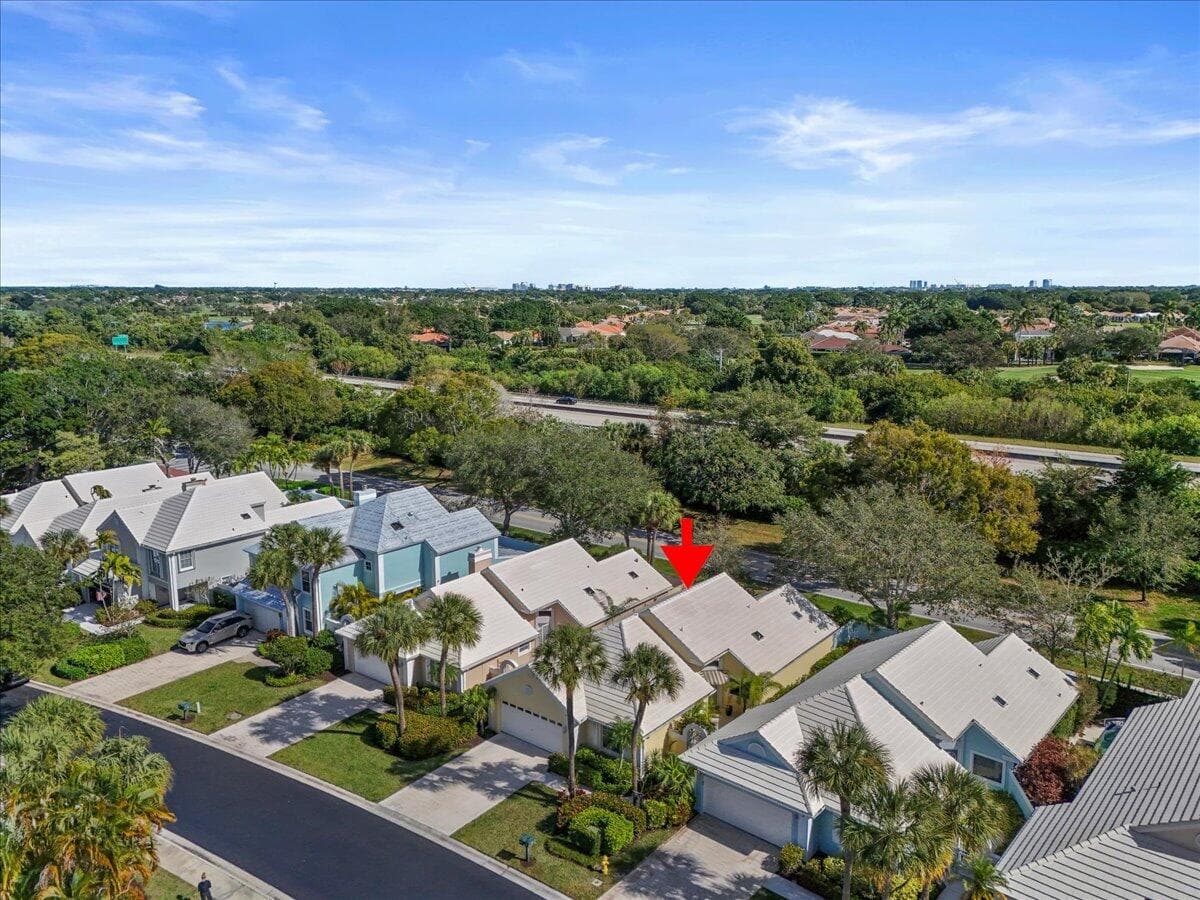 11 Dorchester Circle, Palm Beach Gardens, FL 33418 — photo 27 of 43