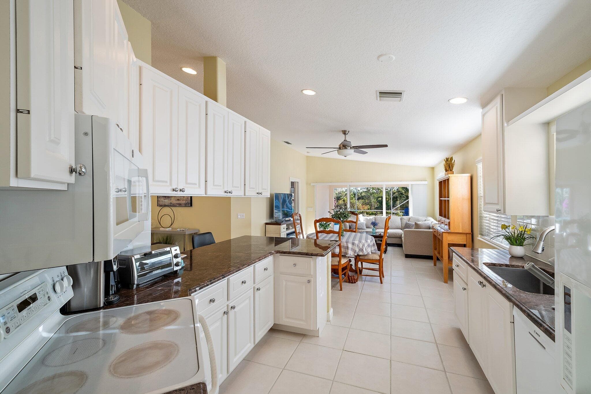 8991 SE Eldorado Way, Hobe Sound, FL 33455 — photo 5 of 41