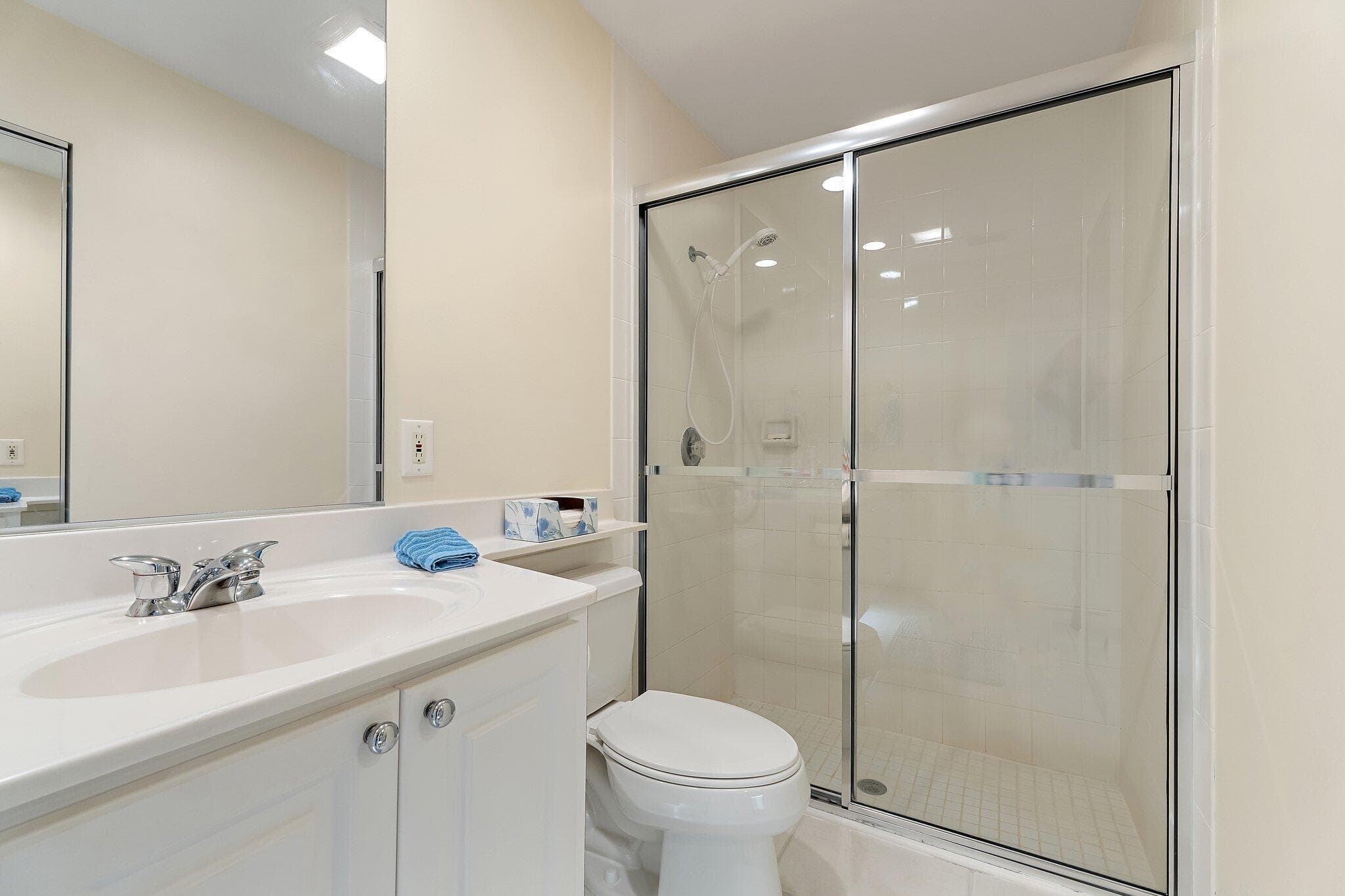 8991 SE Eldorado Way, Hobe Sound, FL 33455 — photo 20 of 41