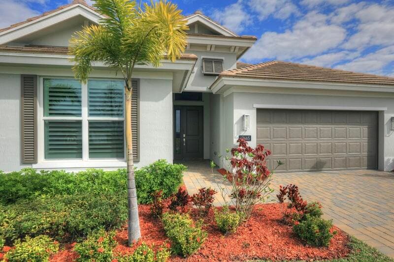 12465 SW Sunrise Lake Terrace, Port St. Lucie, FL 34987 — photo 4 of 51