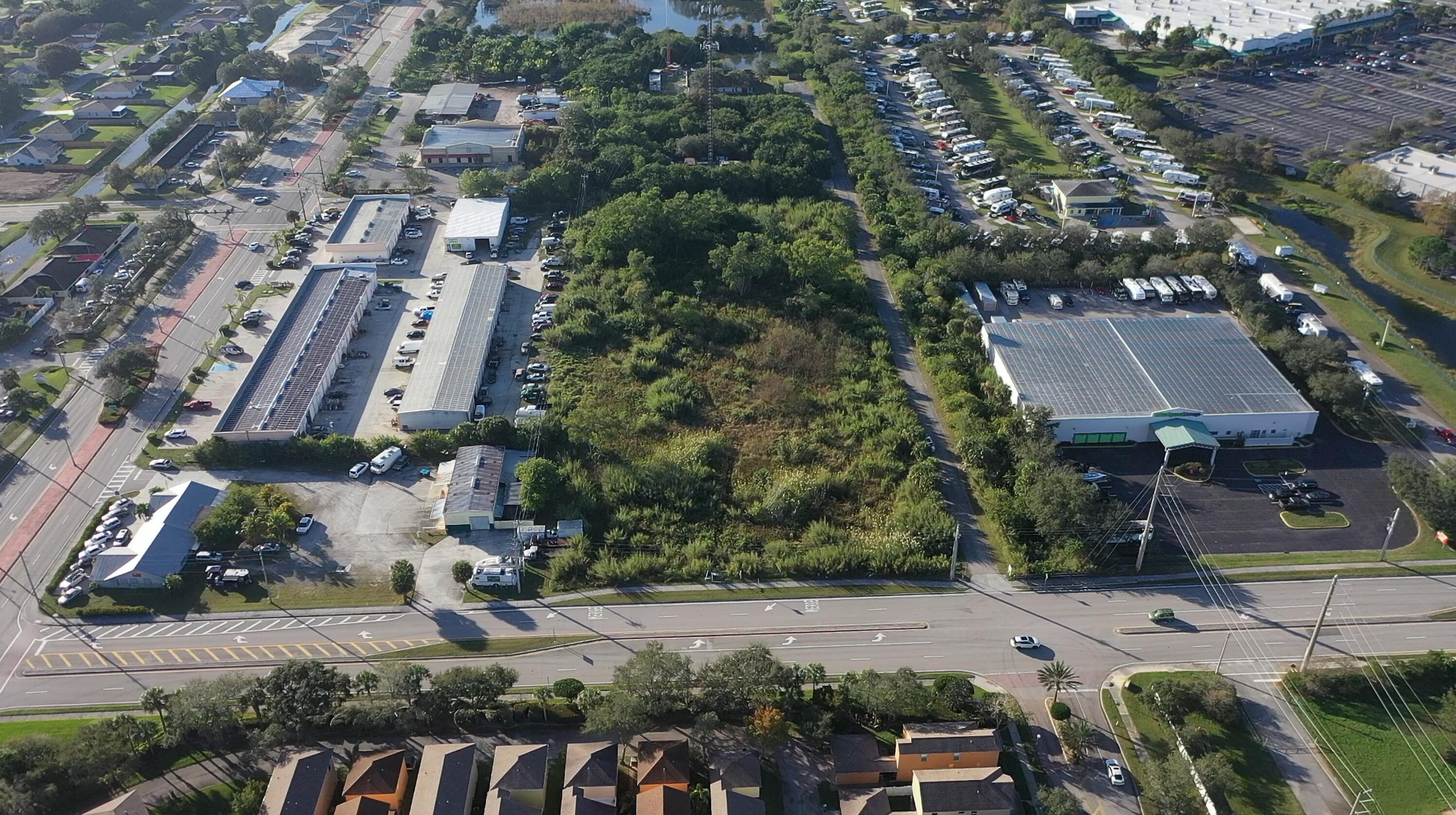 3775 SE Jennings Road, Port St. Lucie, FL 34952 — photo 5 of 14