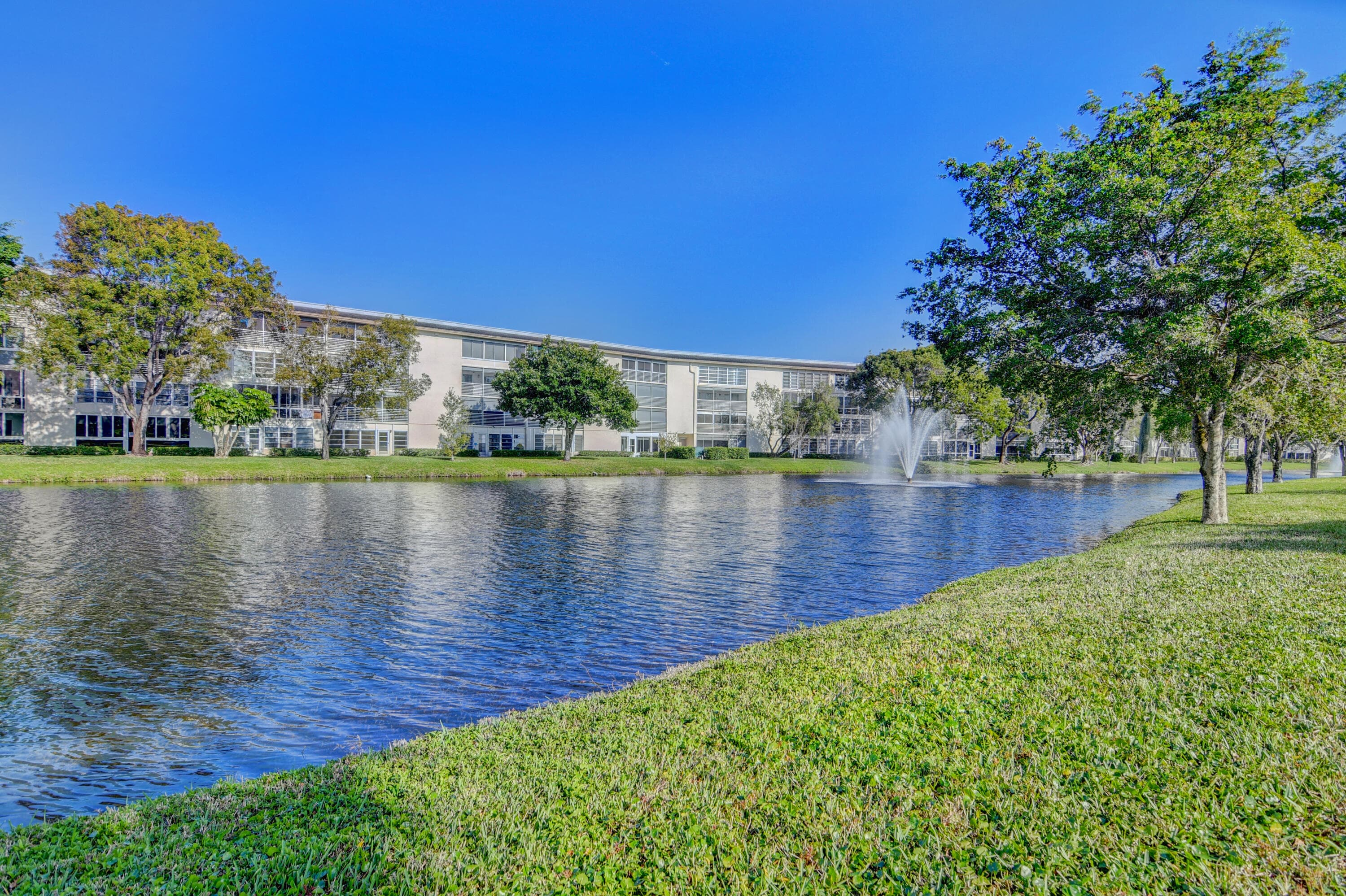 2905 Victoria Place K3, Coconut Creek, FL 33066 — photo 85 of 115