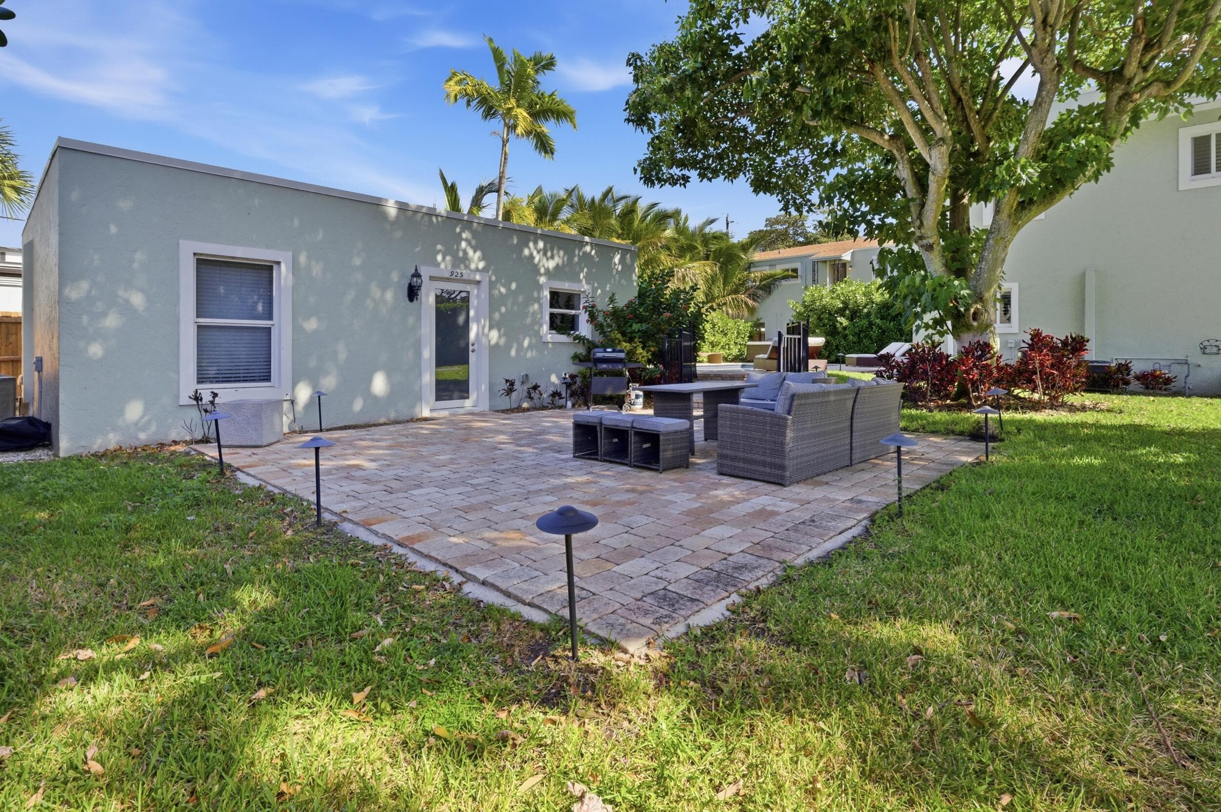 921 Ortega Road, West Palm Beach, FL 33405 — photo 27 of 60