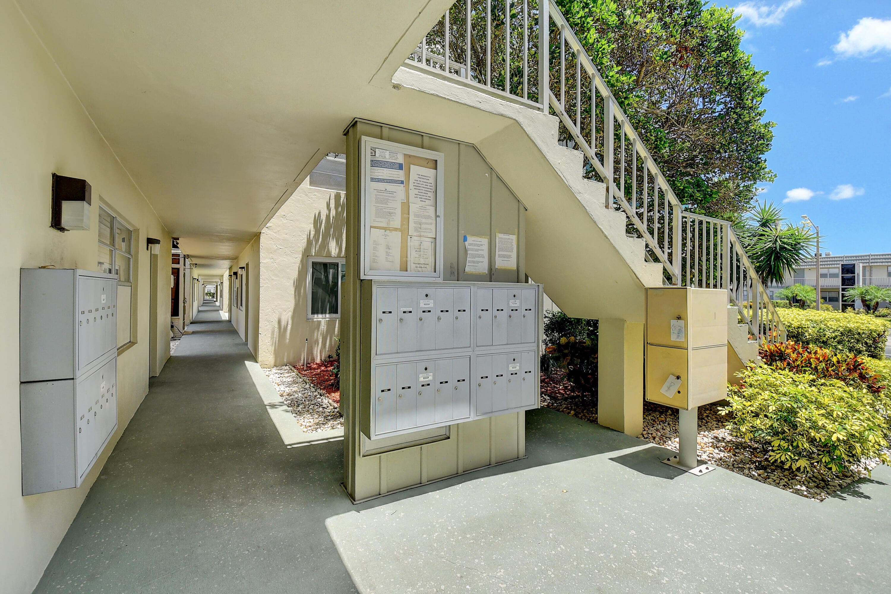 318 Monaco G Boulevard G, Delray Beach, FL 33446 — photo 5 of 31