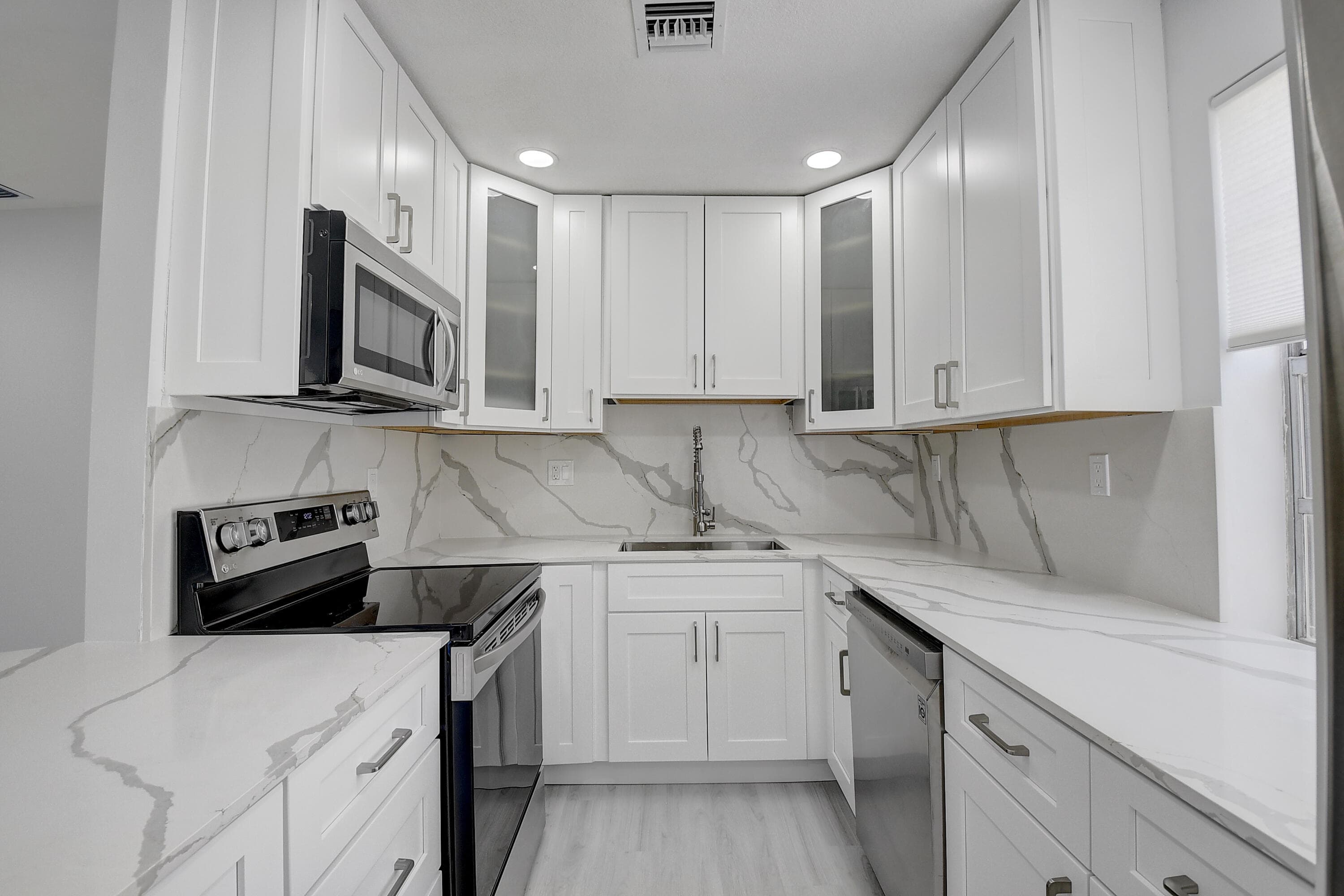 318 Monaco G Boulevard G, Delray Beach, FL 33446 — photo 18 of 31