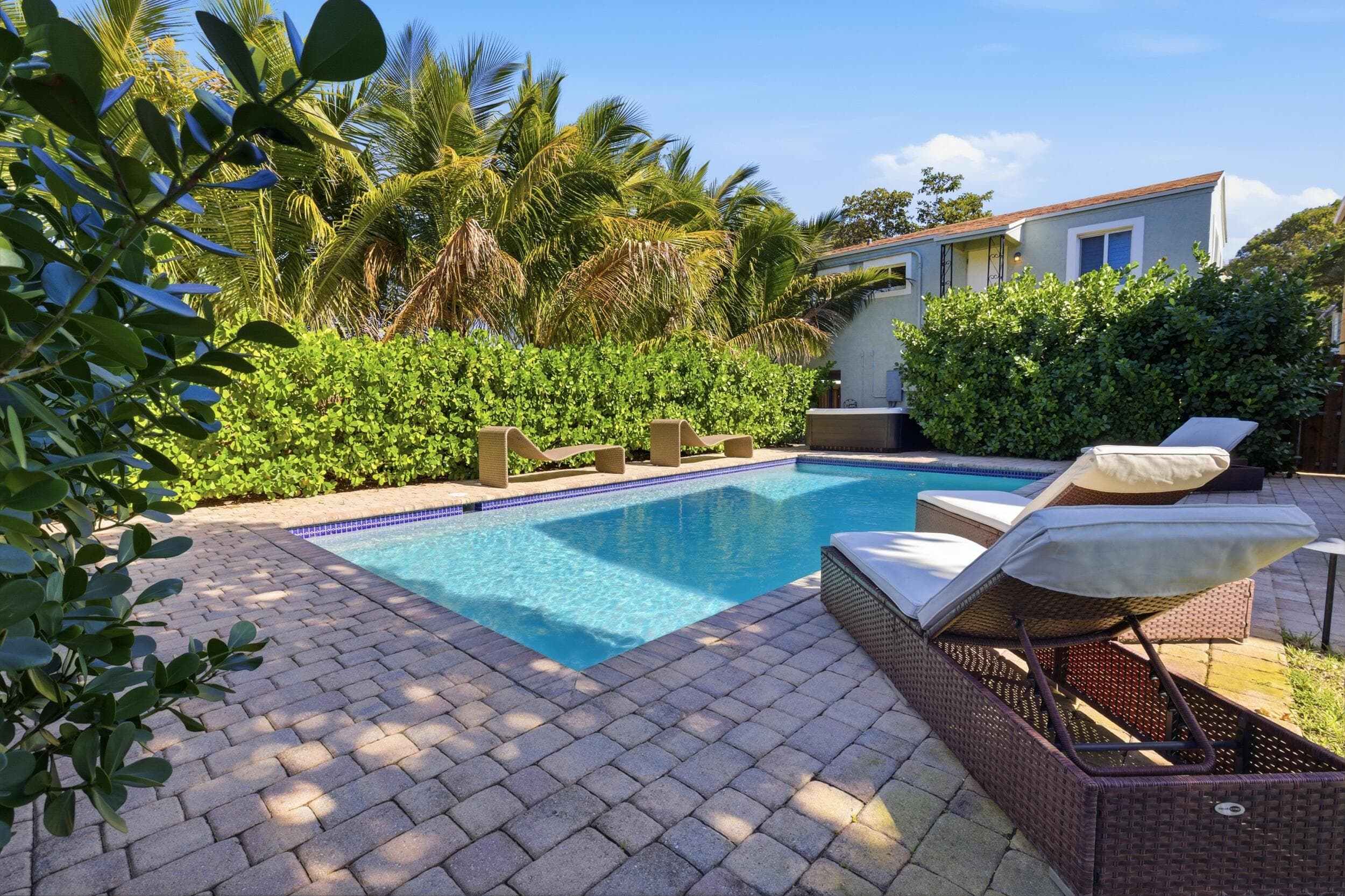 921 Ortega Road, West Palm Beach, FL 33405 — photo 41 of 60