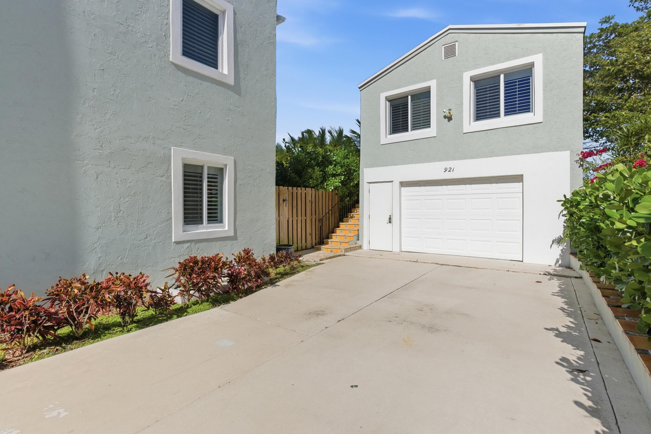 921 Ortega Road, West Palm Beach, FL 33405 — photo 36 of 60