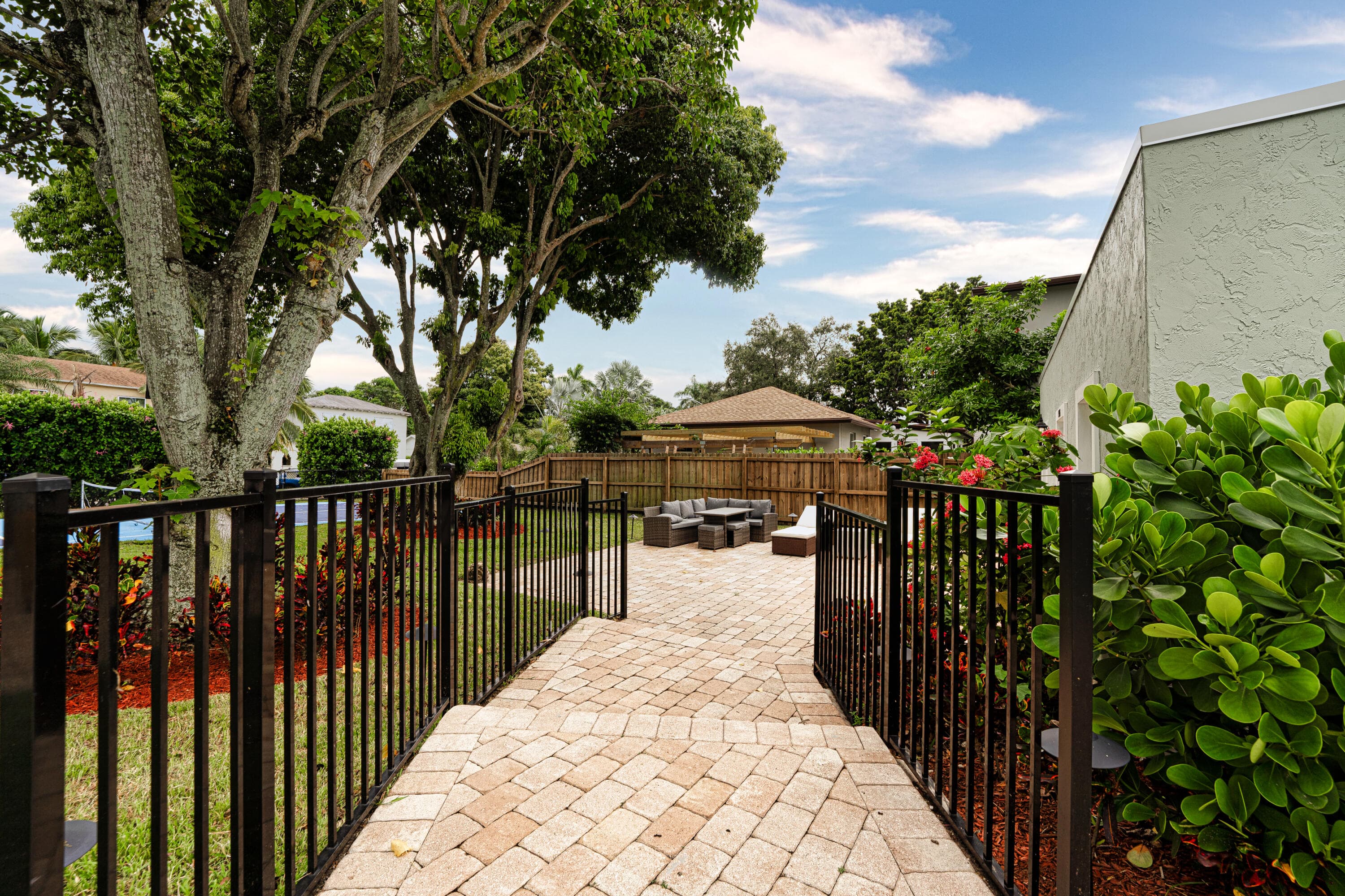 921 Ortega Road, West Palm Beach, FL 33405 — photo 47 of 60